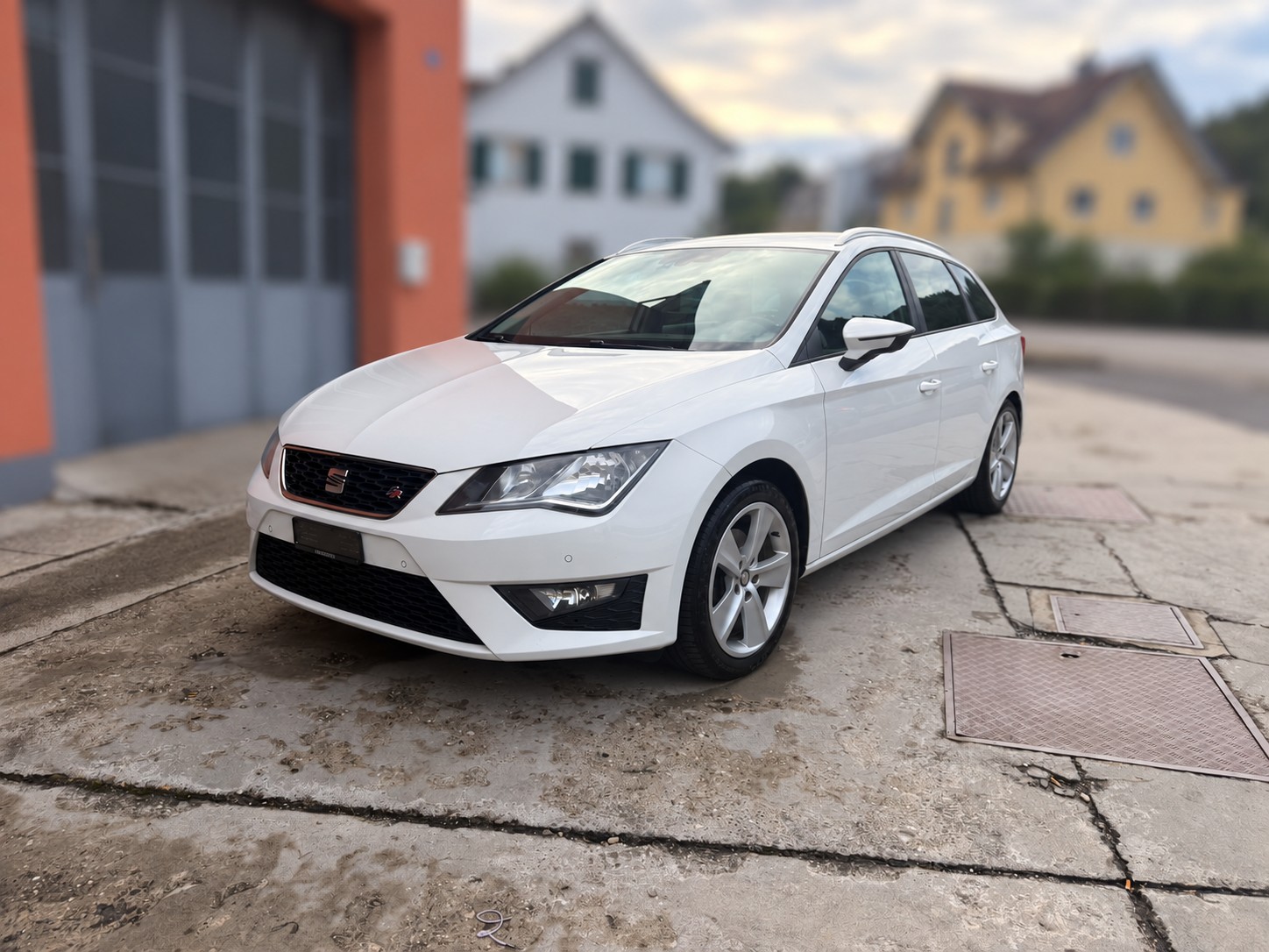 Car photo