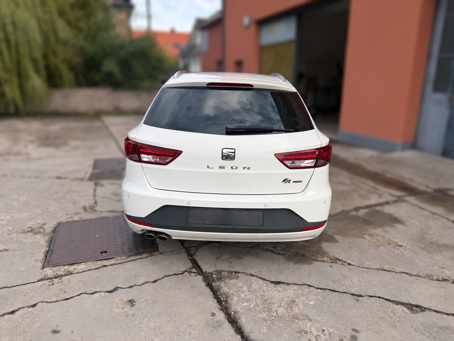 SEAT Leon ST 2.0 TDI FR 4Drive-image-3