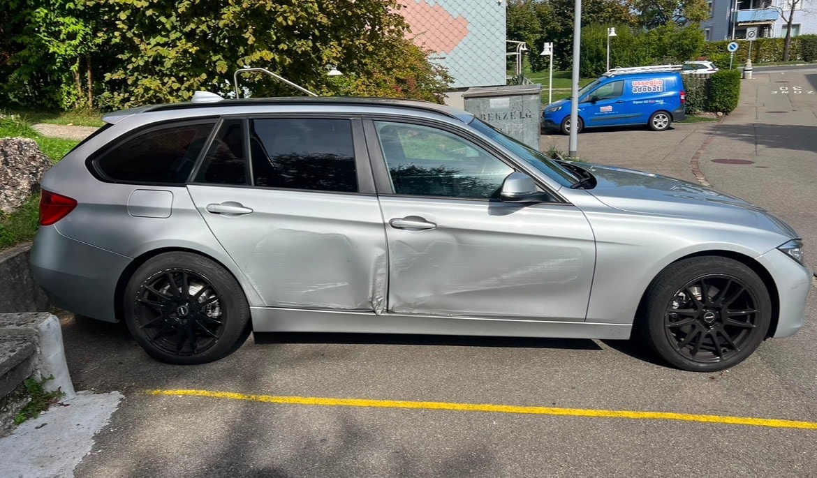 BMW 318d Touring Sport Line Steptronic-image-8