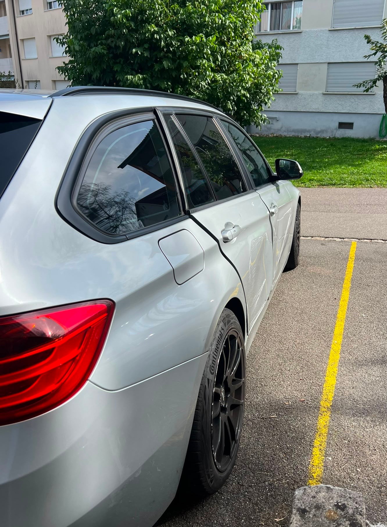 BMW 318d Touring Sport Line Steptronic-image-9