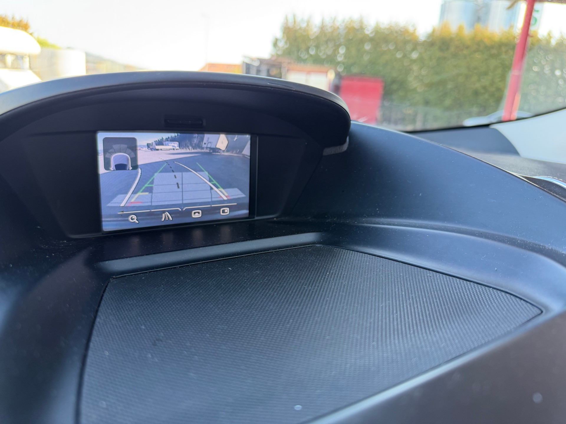 FORD Kuga 2.0 TDCi Carving 4WD PowerShift-image-6