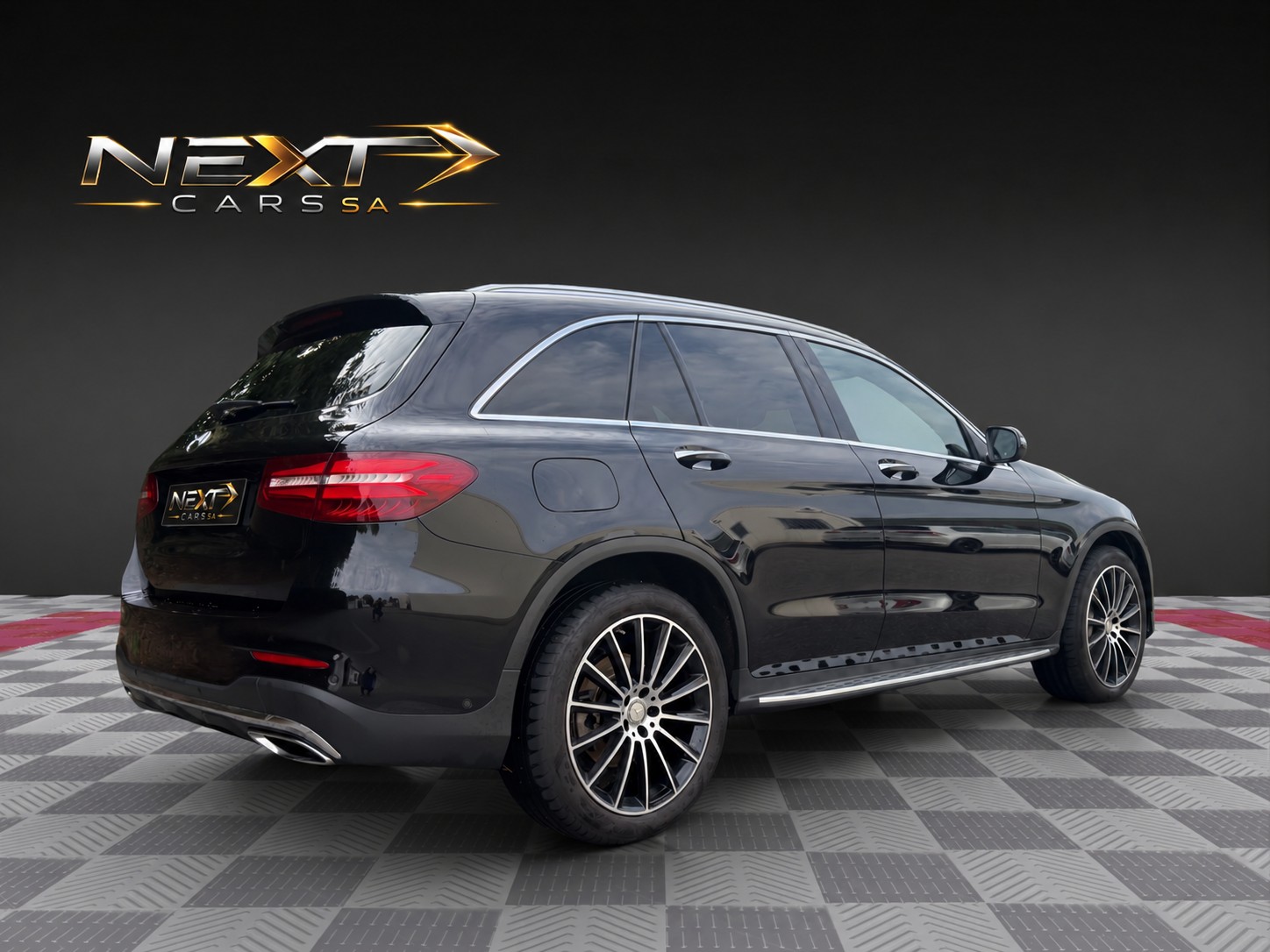 MERCEDES-BENZ GLC 250 d AMG Line 4Matic 9G-Tronic-image-4
