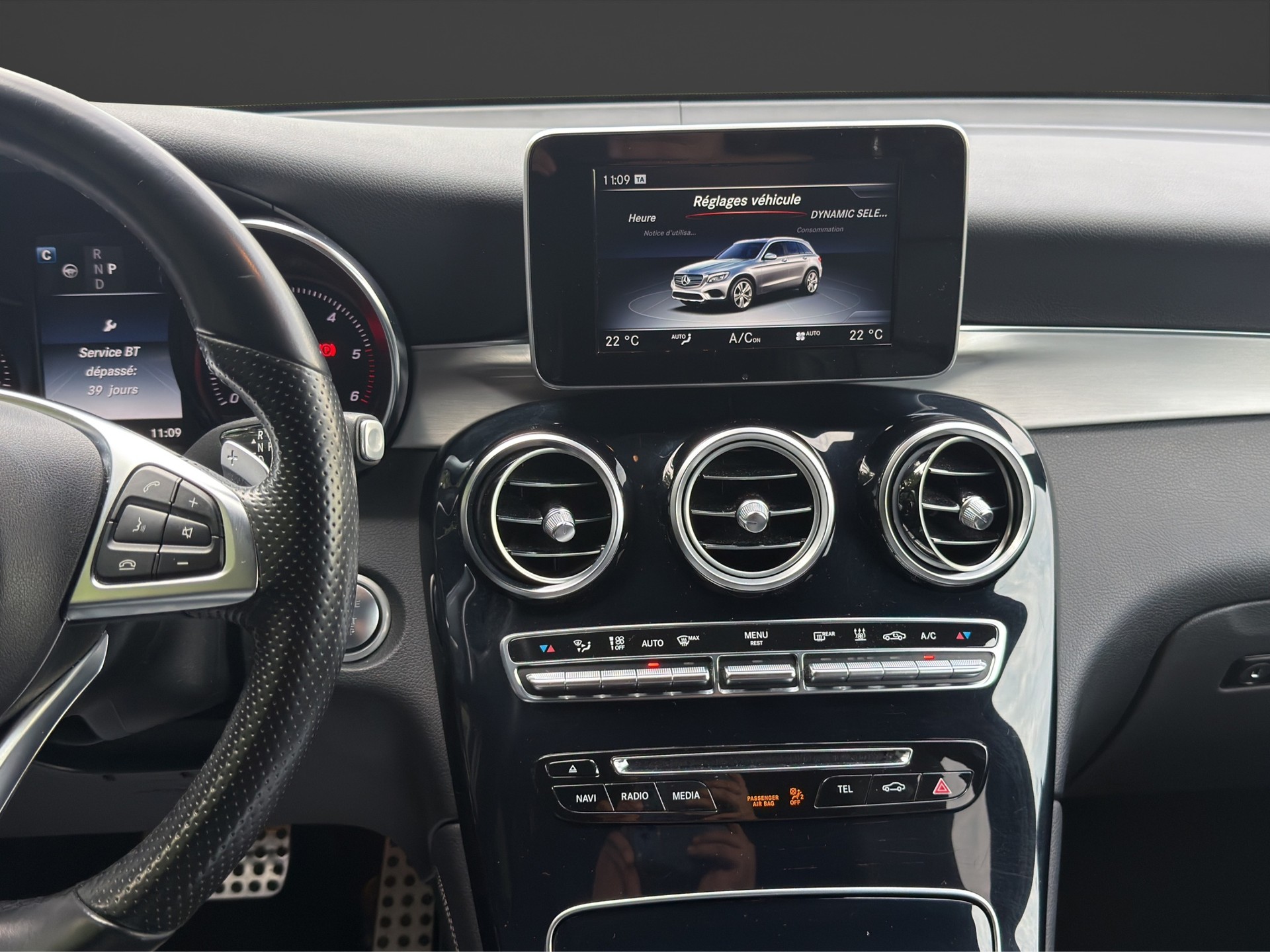 MERCEDES-BENZ GLC 250 d AMG Line 4Matic 9G-Tronic-image-8