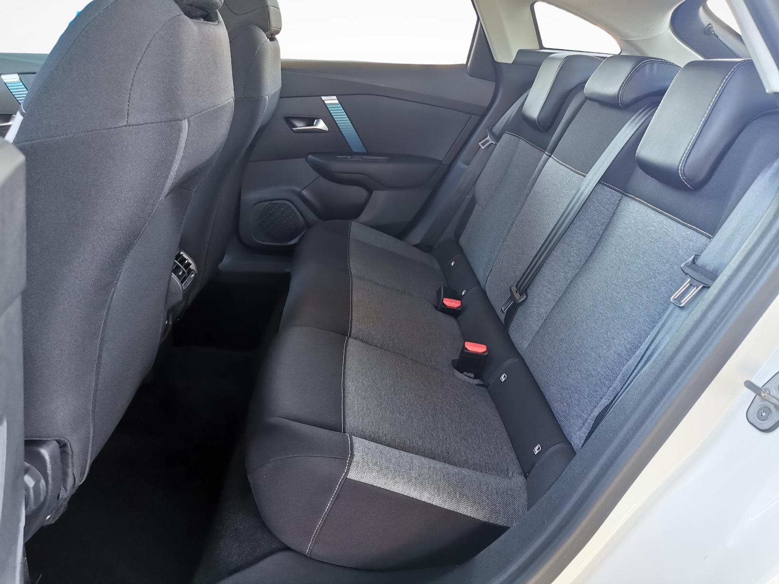 CITROEN Citroën e-C4 Swiss Edition-image-6