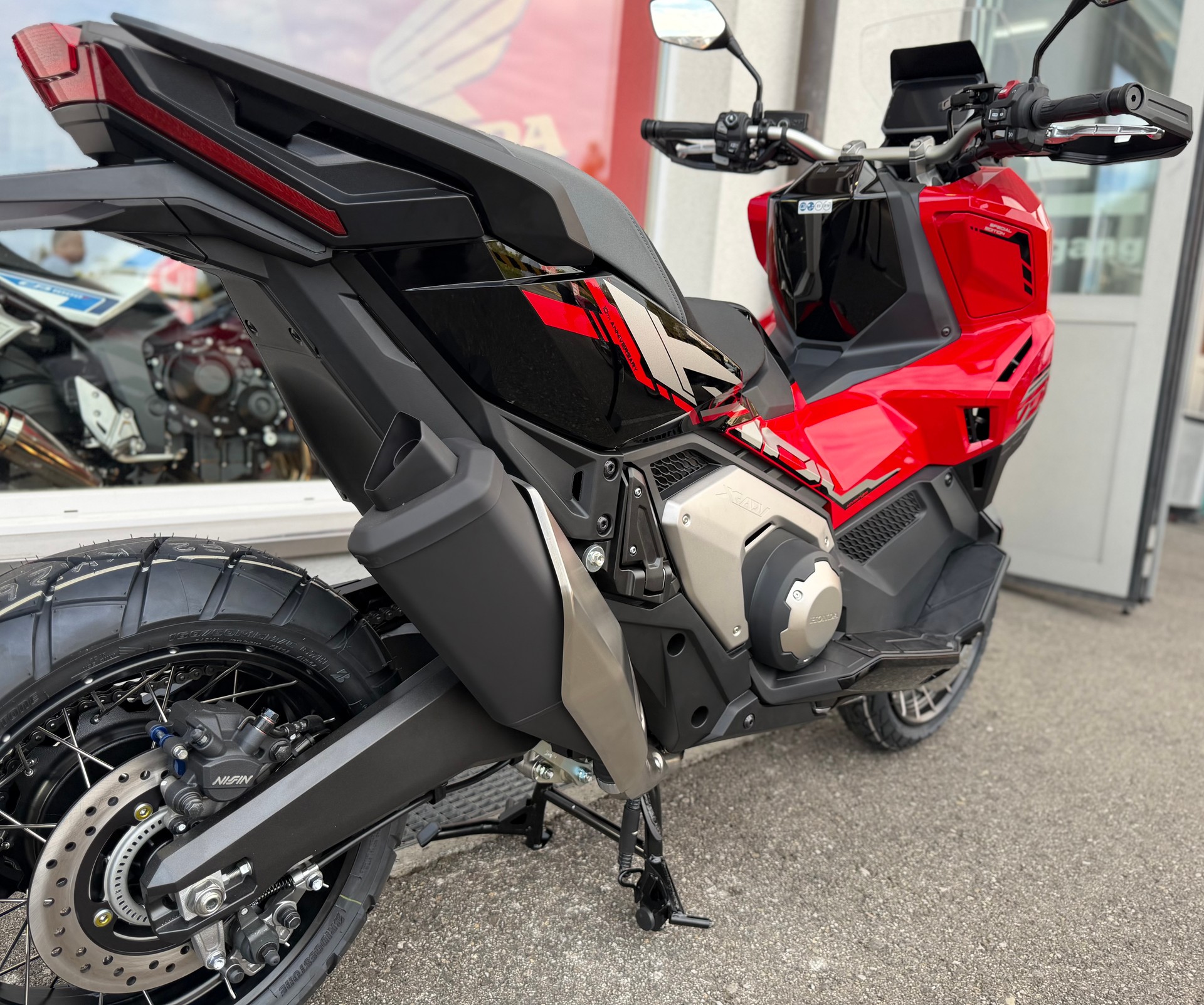 HONDA X-ADV 750 Special Edition *** 2027 ****-image-7