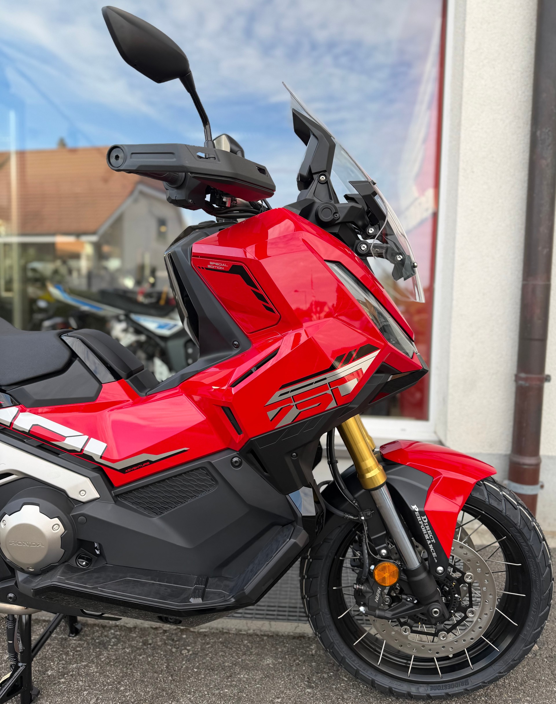 HONDA X-ADV 750 Special Edition *** 2027 ****-image-4