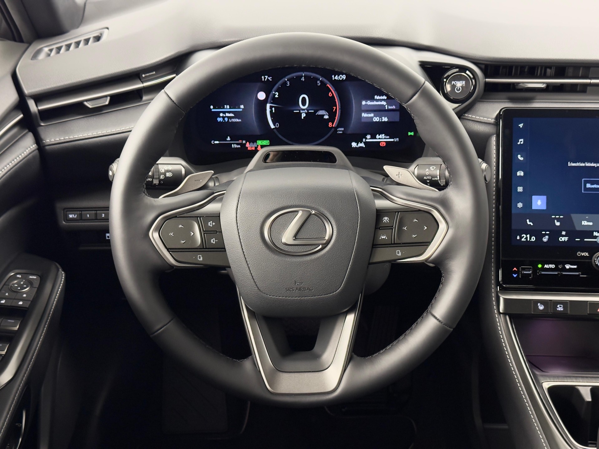 LEXUS LBX 1.5 Hybrid Relax AWD-image-19