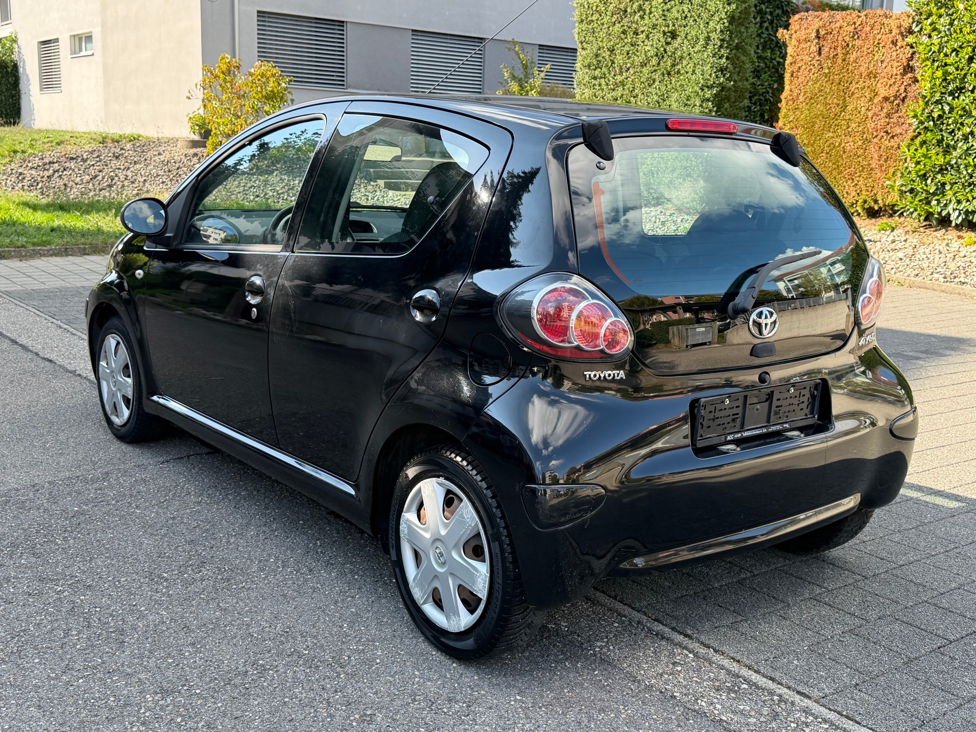 TOYOTA Aygo 1.0 Linea Luna Multimode-image-1