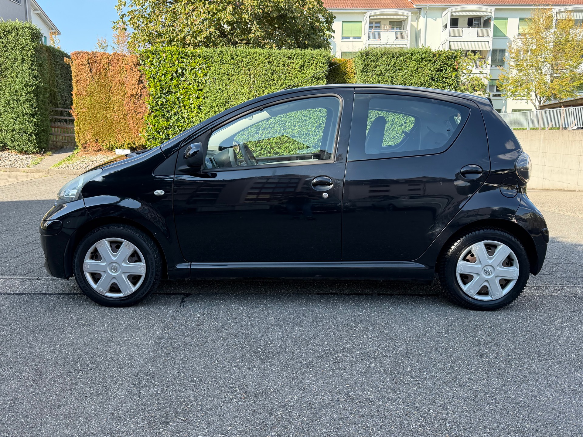 TOYOTA Aygo 1.0 Linea Luna Multimode-image-2