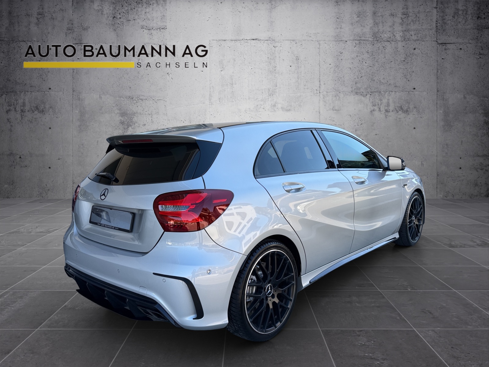 MERCEDES-BENZ A 45 AMG 4Matic Speedshift 7G-DCT-image-4
