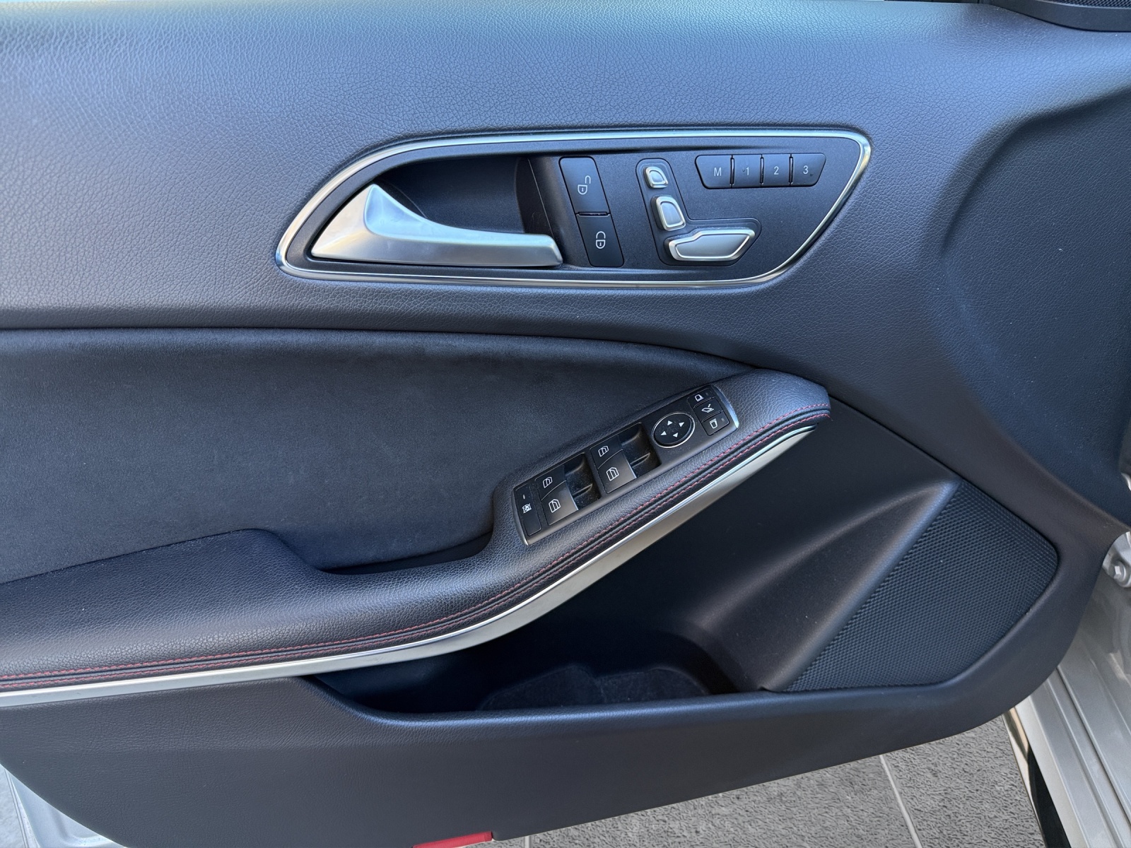 MERCEDES-BENZ A 45 AMG 4Matic Speedshift 7G-DCT-image-14