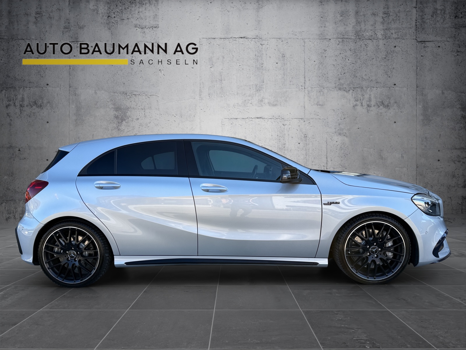 MERCEDES-BENZ A 45 AMG 4Matic Speedshift 7G-DCT-image-2