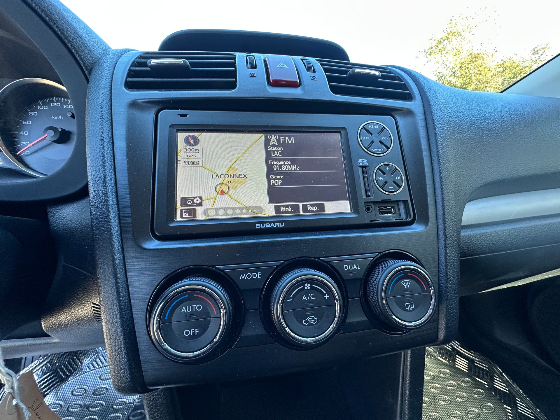 SUBARU XV 1.6 Swiss Two-image-20