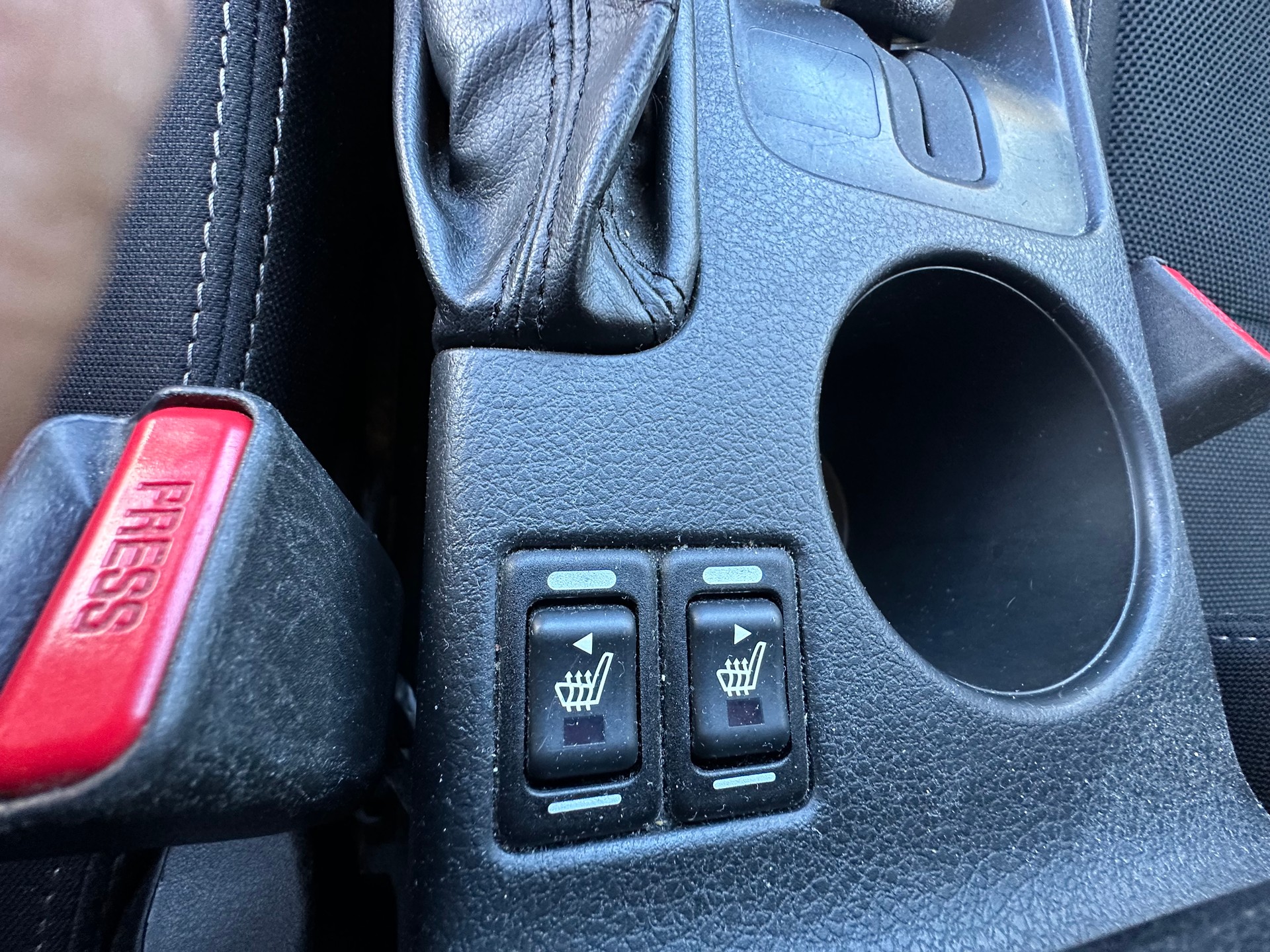 SUBARU XV 1.6 Swiss Two-image-18