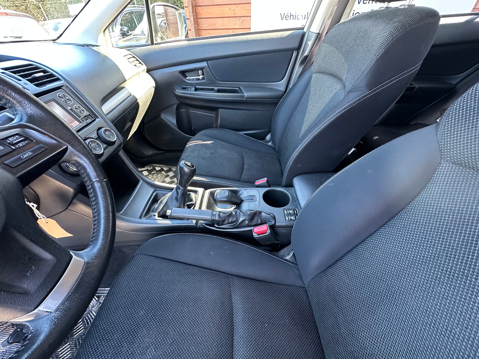 SUBARU XV 1.6 Swiss Two-image-15
