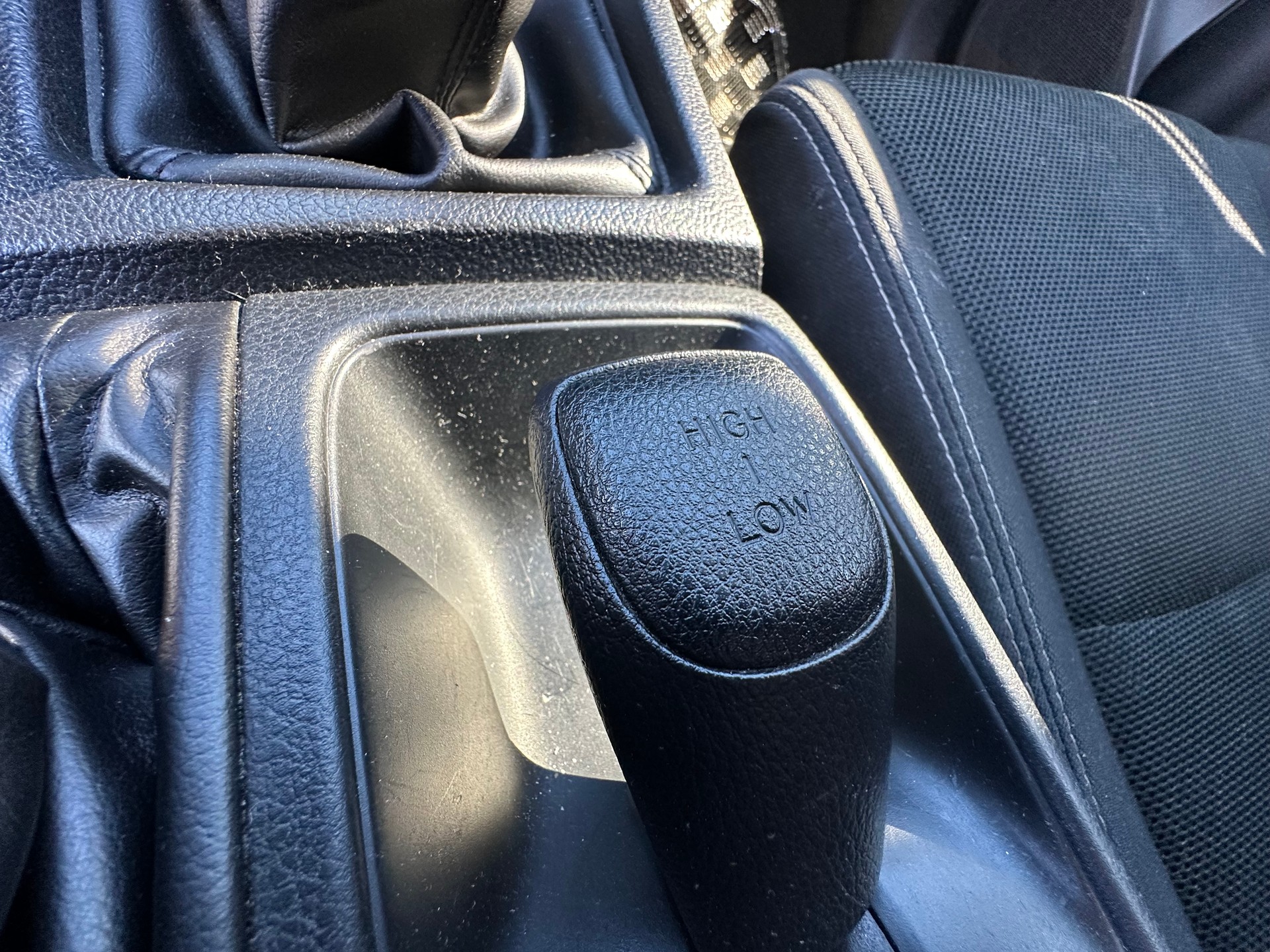 SUBARU XV 1.6 Swiss Two-image-17