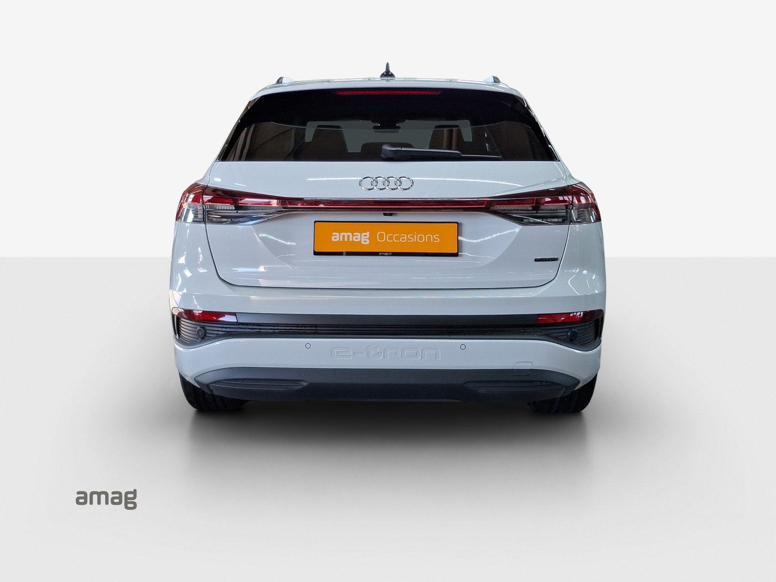 AUDI Q4 e-tron 55 quattro-image-3