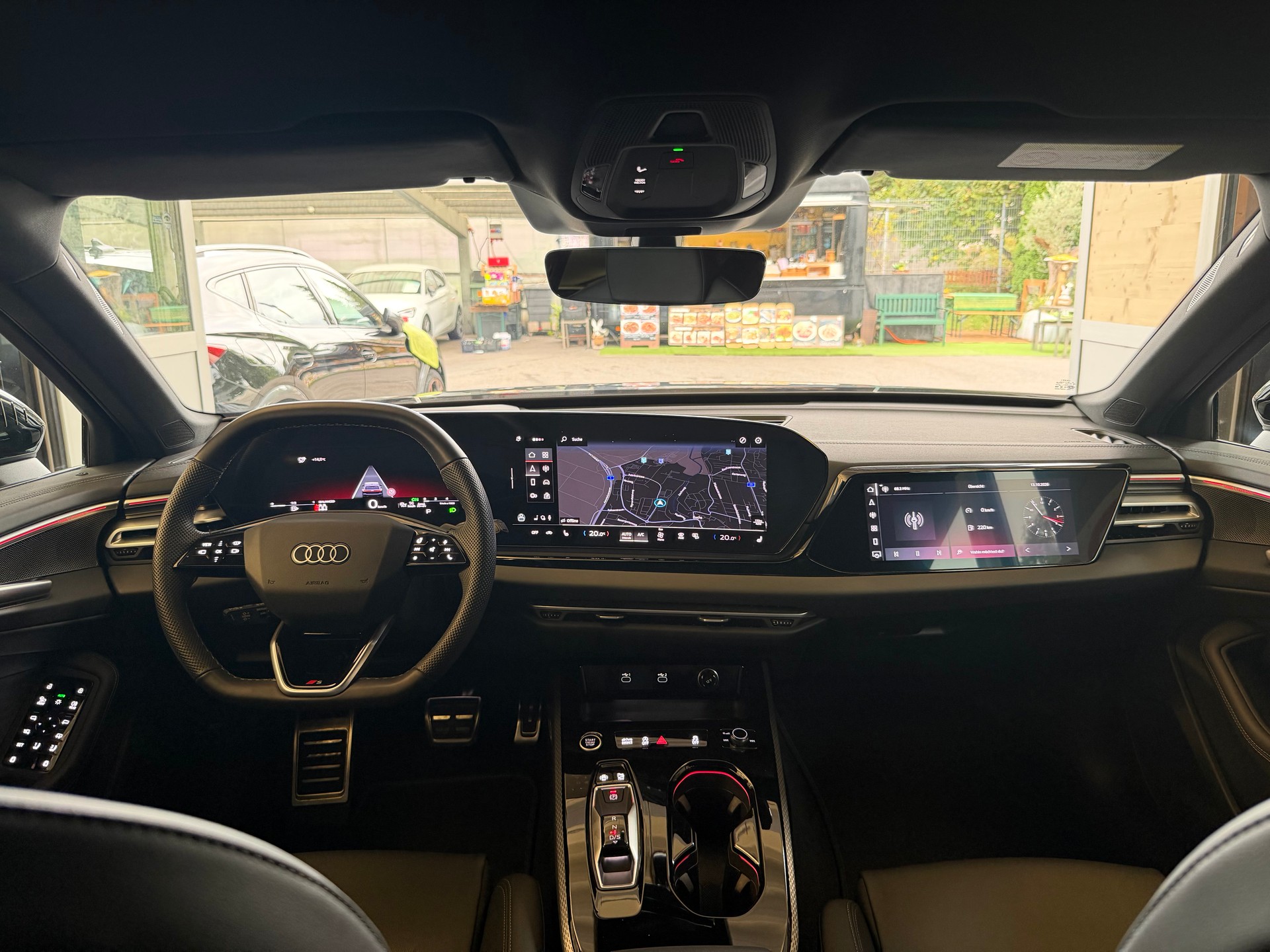 AUDI A5 Avant 2.0 TFSI quattro S-Tronic-image-8