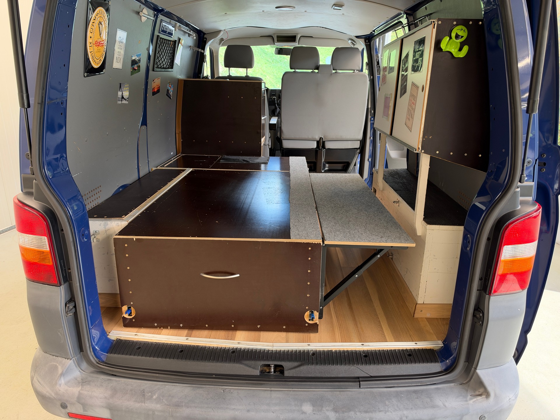 VW 1.9 TDI PD Camping-Bus-image-21