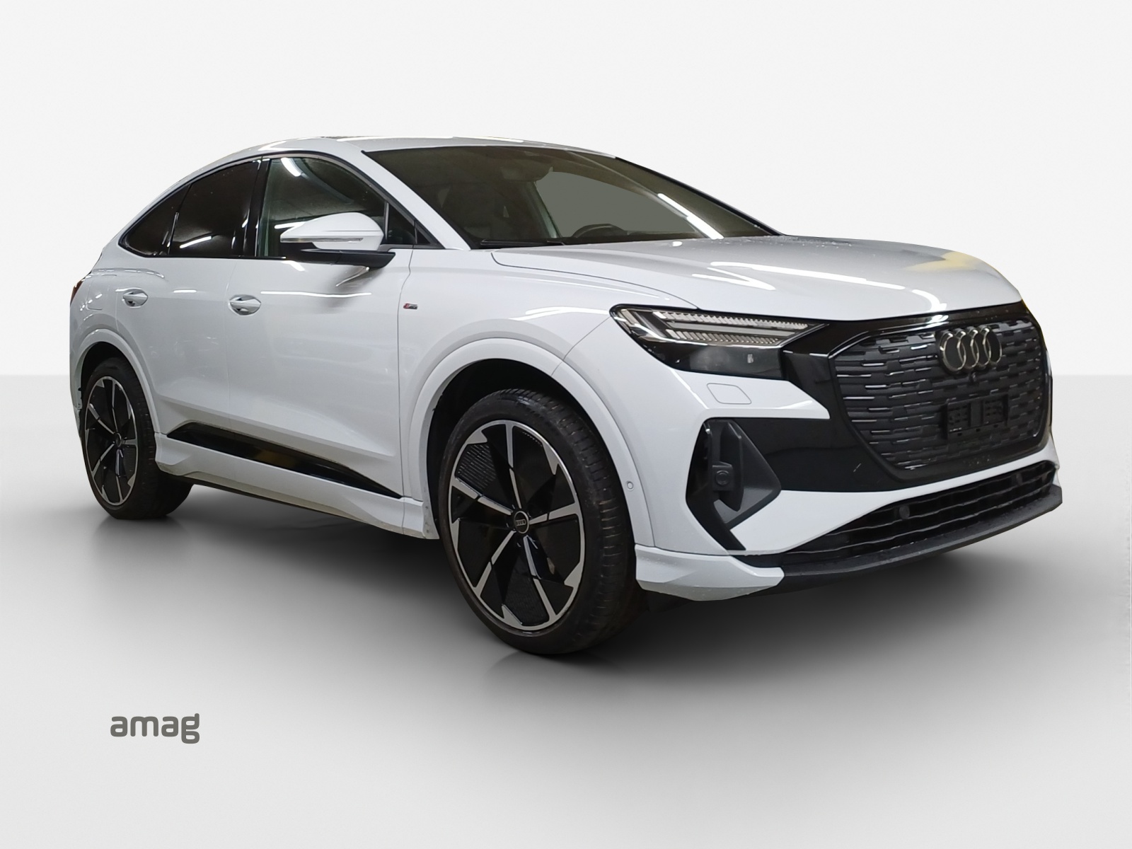 AUDI Q4 Sportback e-tron 50 quattro-image-6