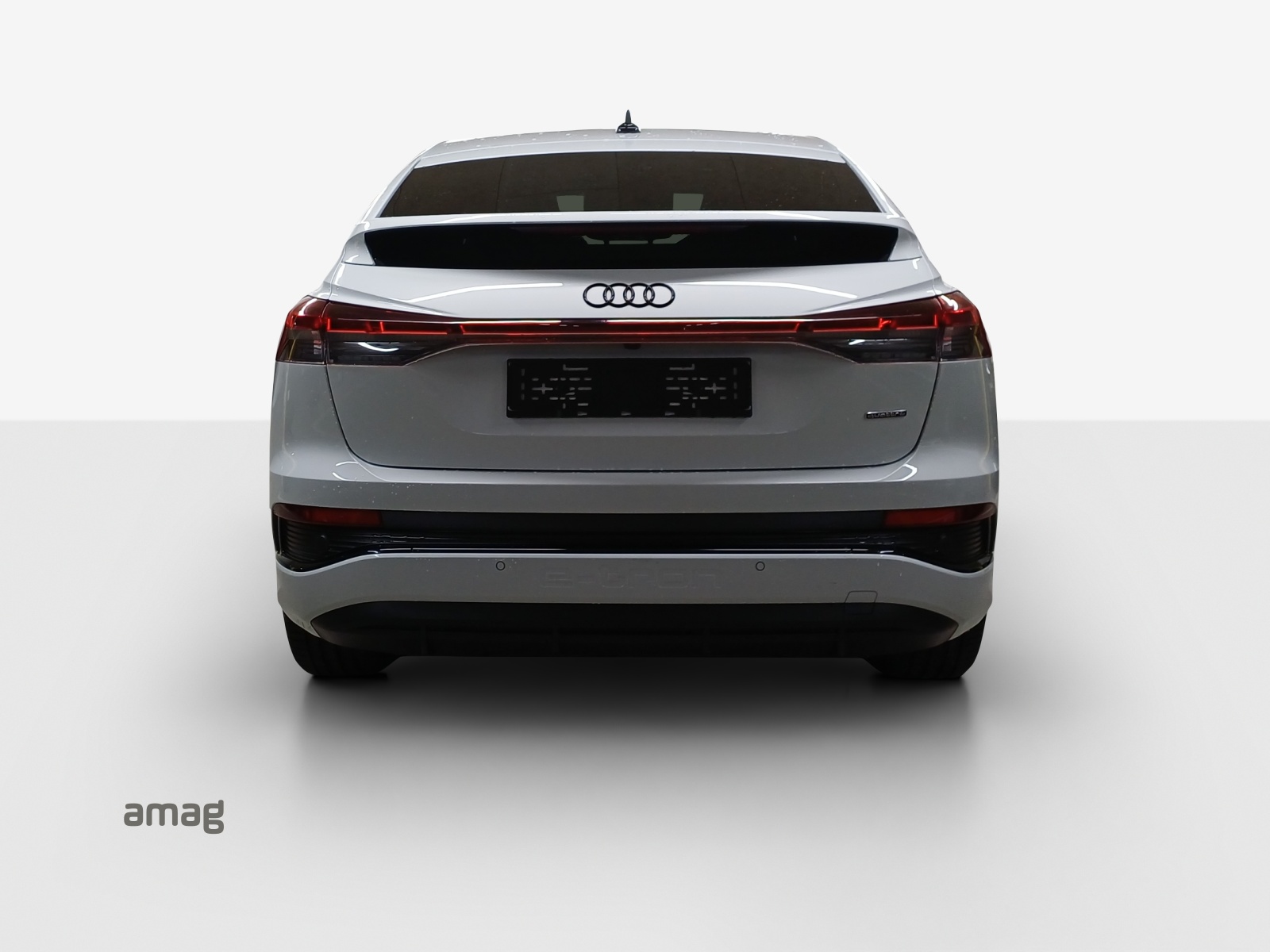AUDI Q4 Sportback e-tron 50 quattro-image-4