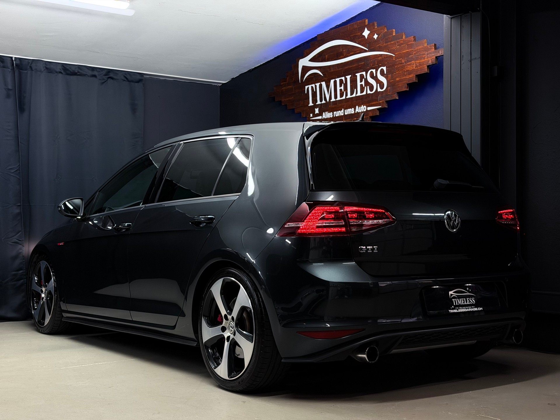 VW Golf 2.0 TSI GTI Performance DSG-image-4