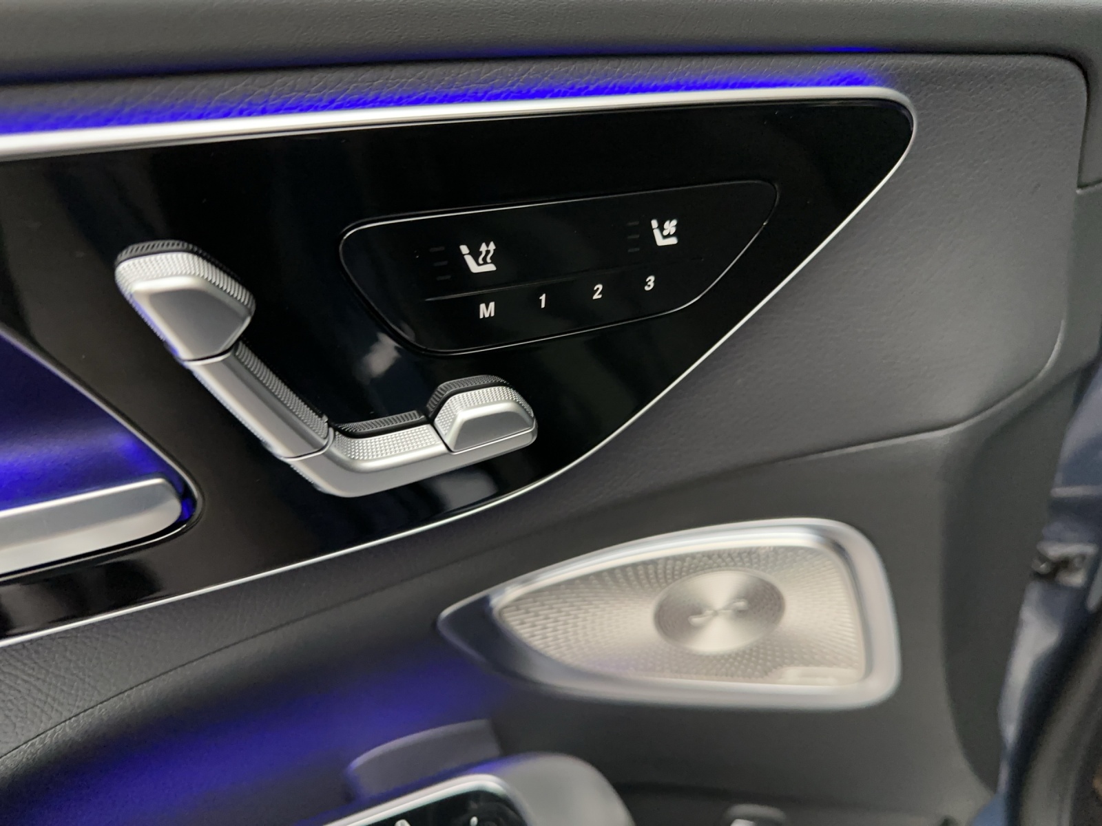 MERCEDES-BENZ C 300 T 4 Matic-image-9