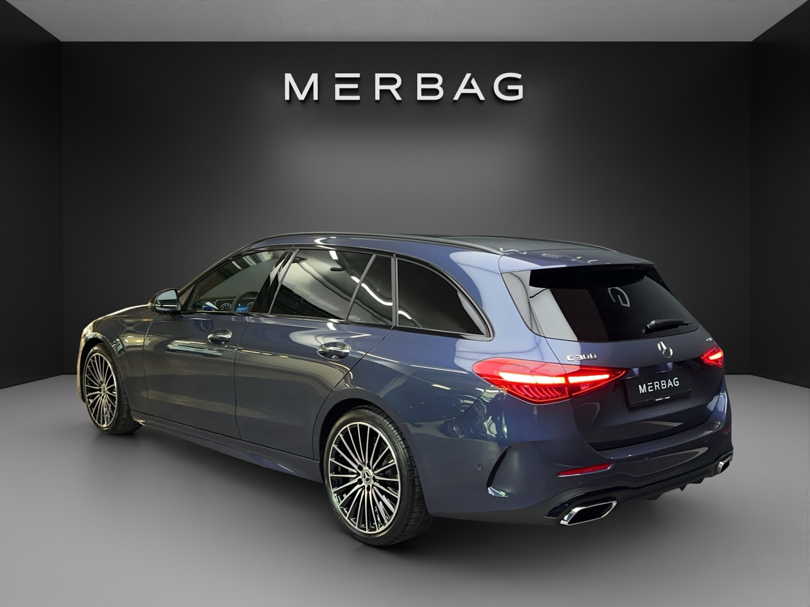 MERCEDES-BENZ C 300 T 4 Matic-image-3