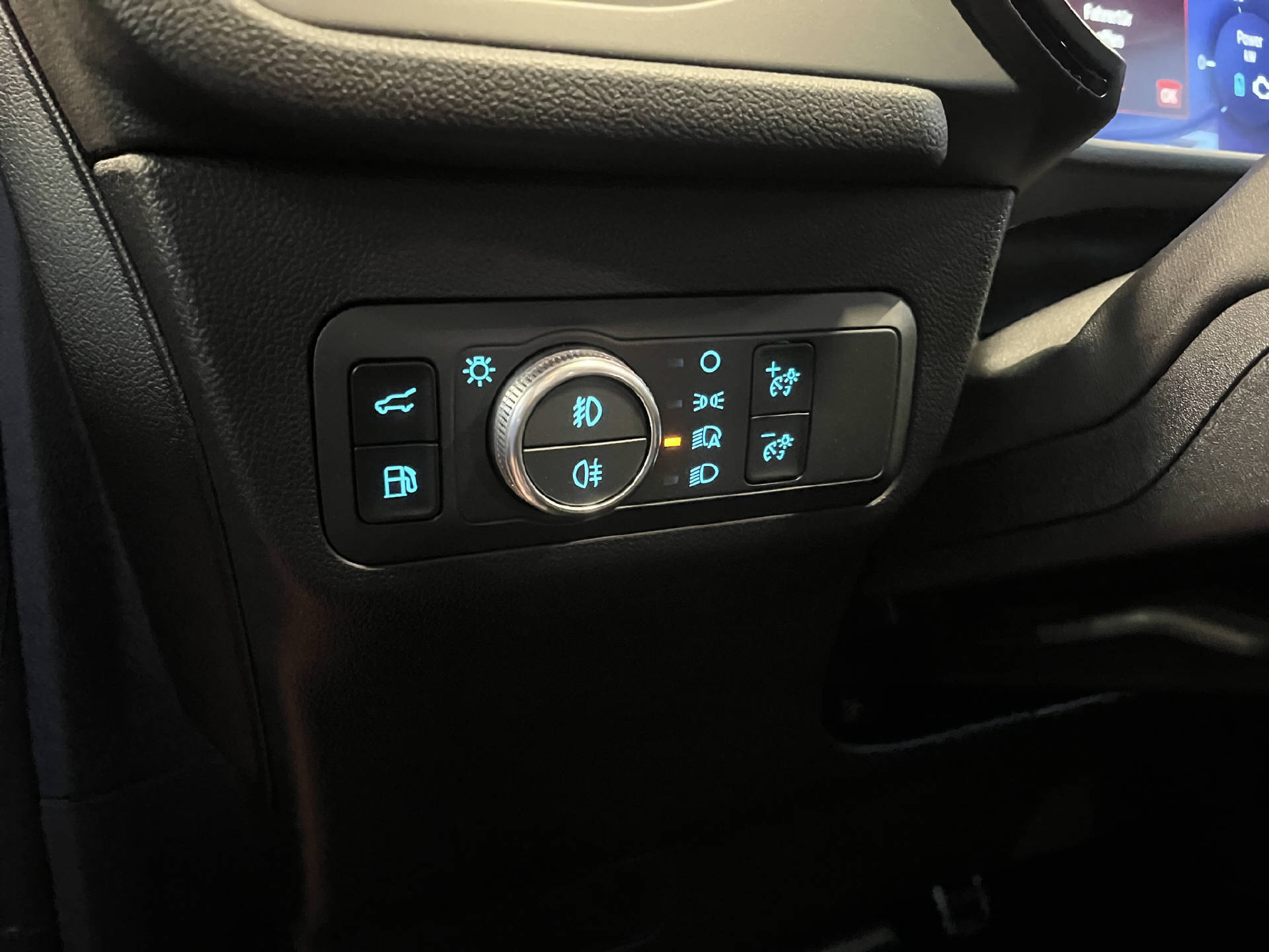 FORD Kuga 2.5 Plug-in Hybrid ST-Line-image-28