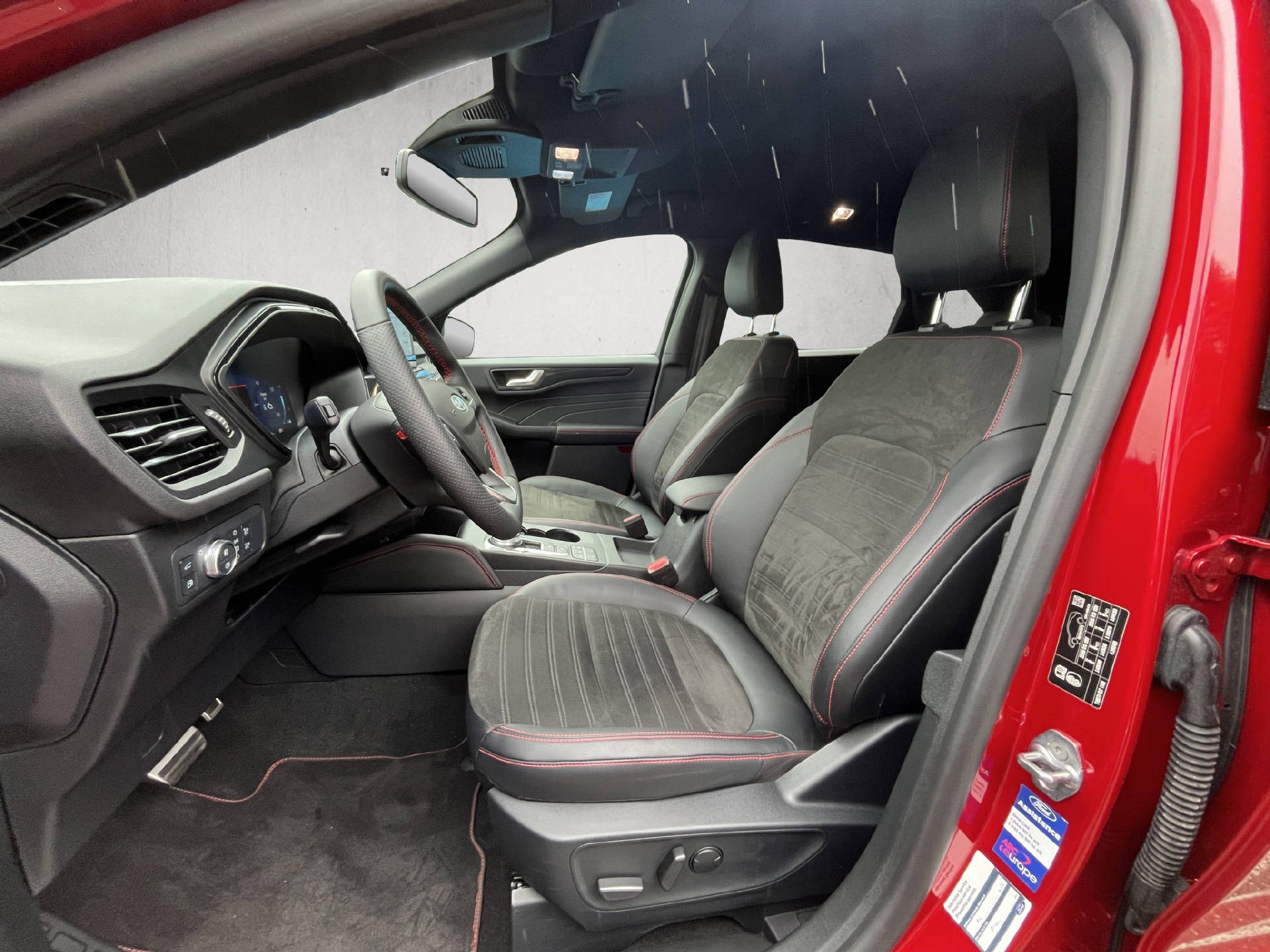 FORD Kuga 2.5 Plug-in Hybrid ST-Line-image-8