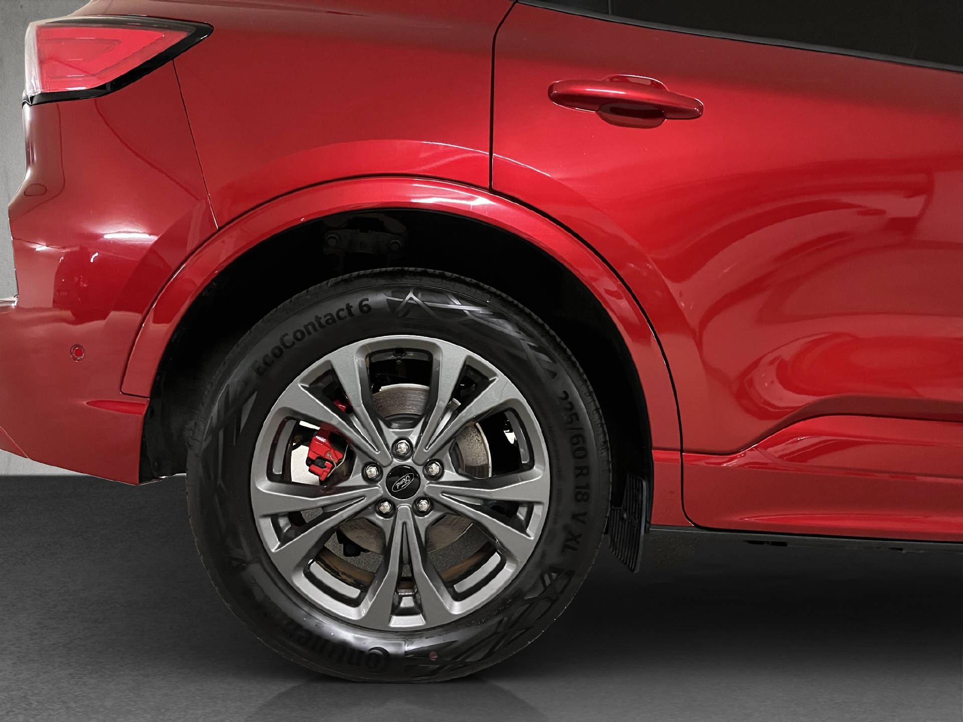 FORD Kuga 2.5 Plug-in Hybrid ST-Line-image-22