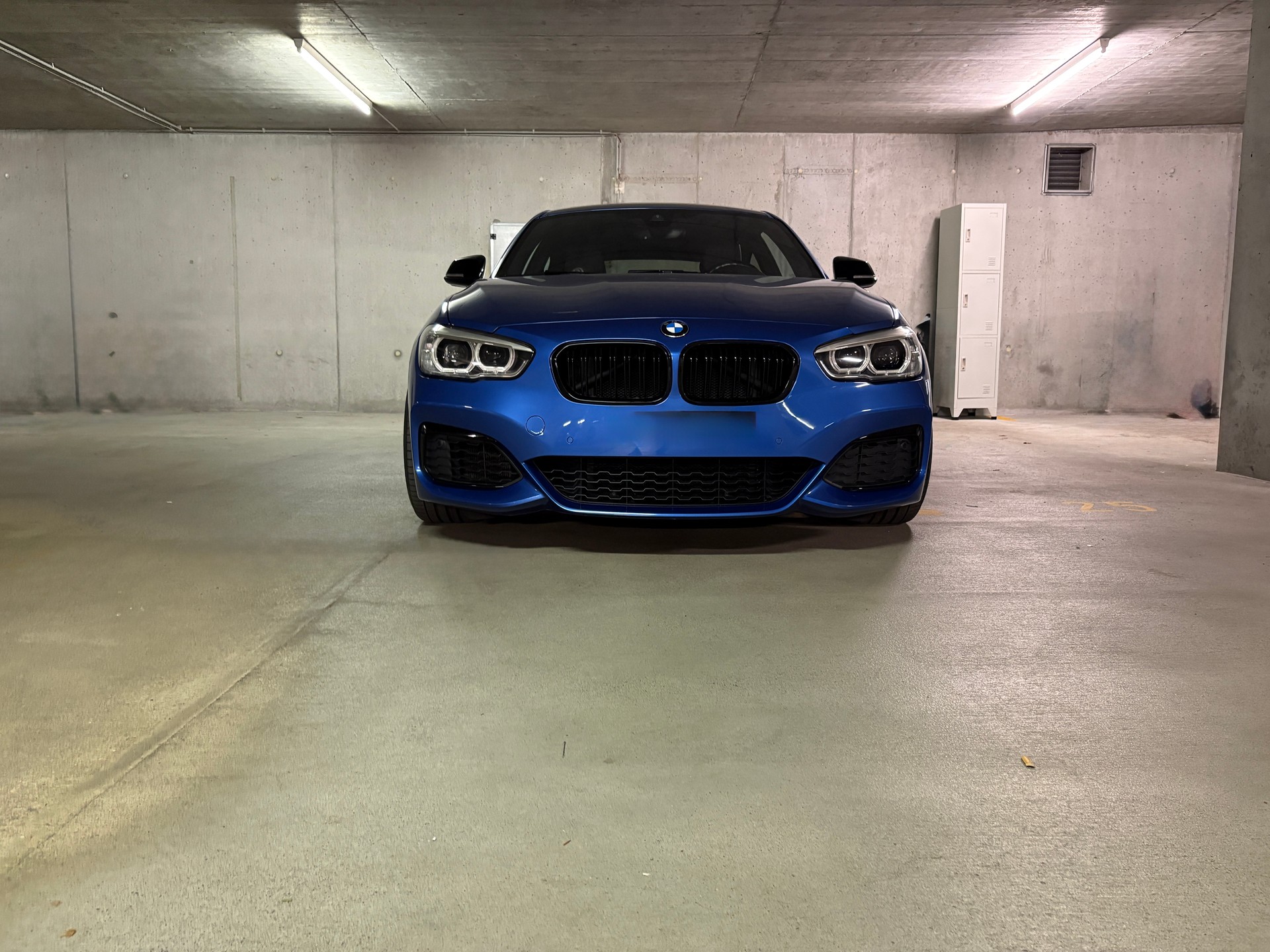 BMW M140i xDrive Steptronic-image-2