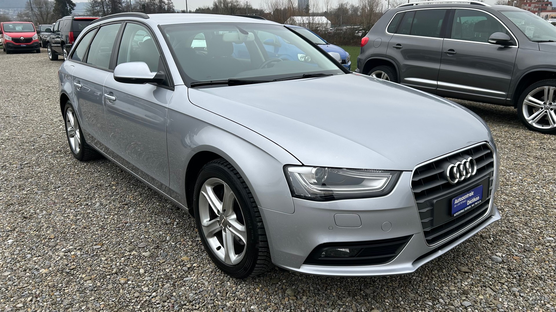 AUDI A4 Avant 2.0 TDI multitronic-image-12