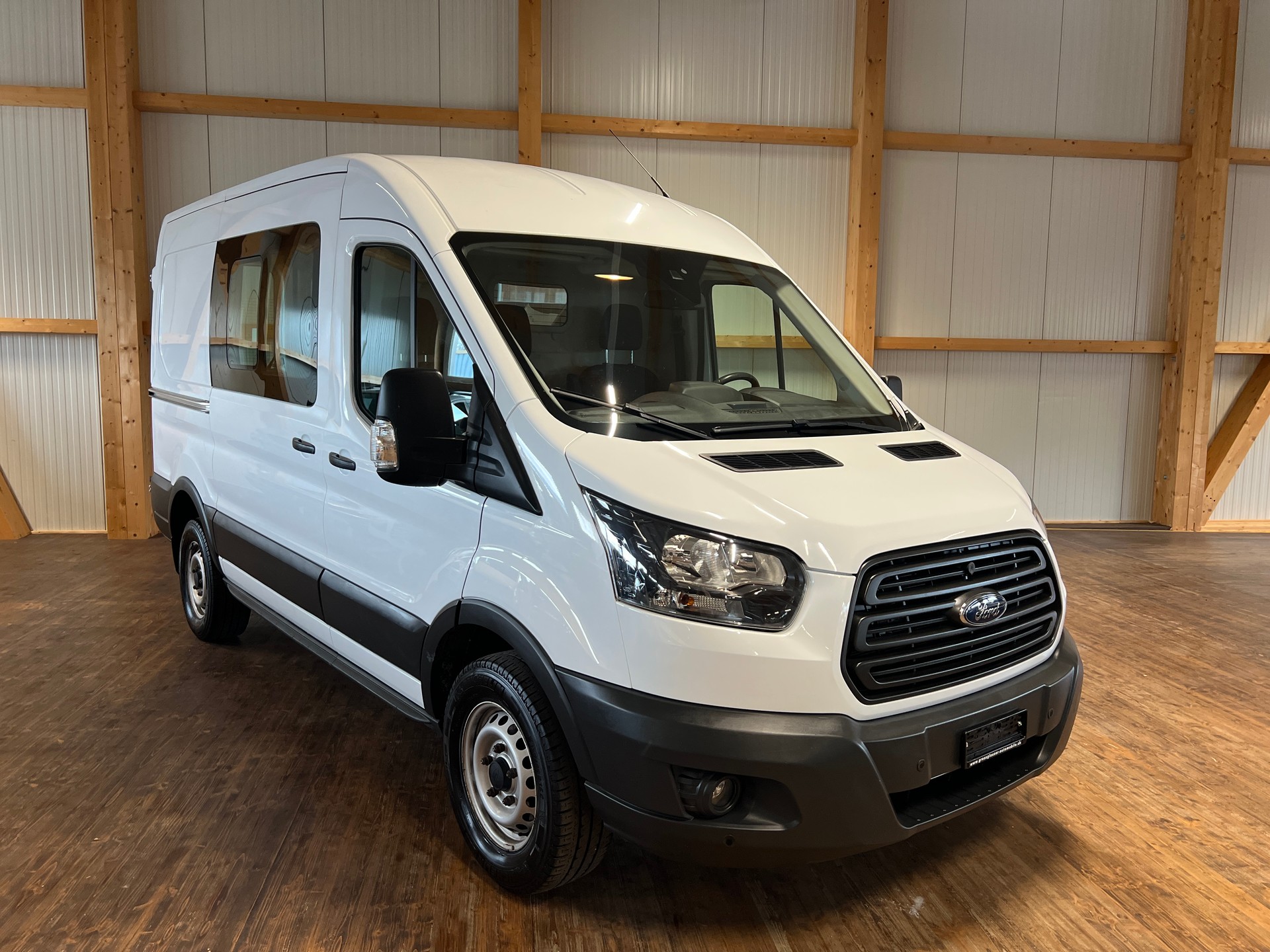 FORD Transit Van 350 L2 Ambiente 2.0 TDCi 130 4WD-showroom-element-2