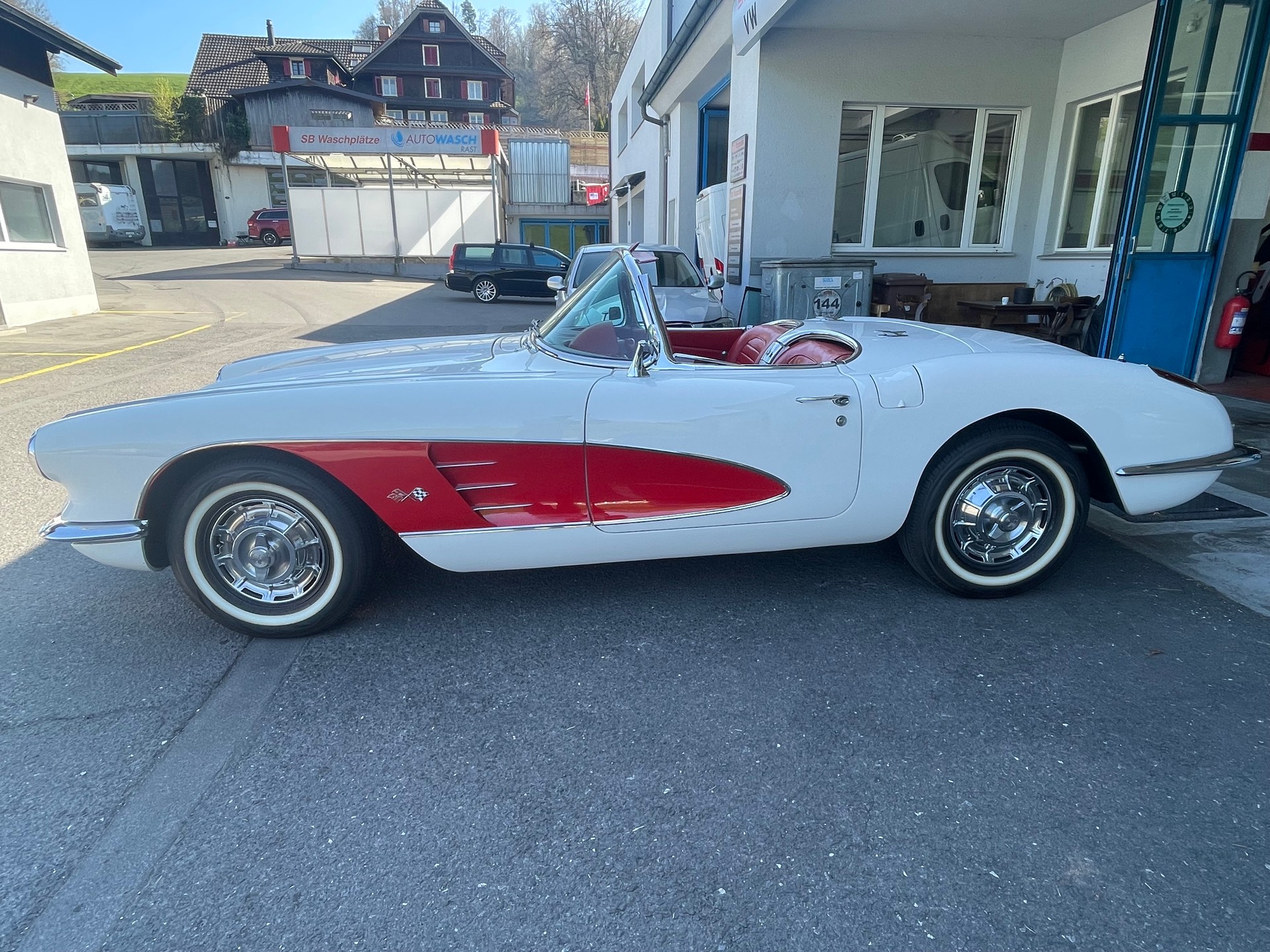 CHEVROLET CORVETTE-image-3