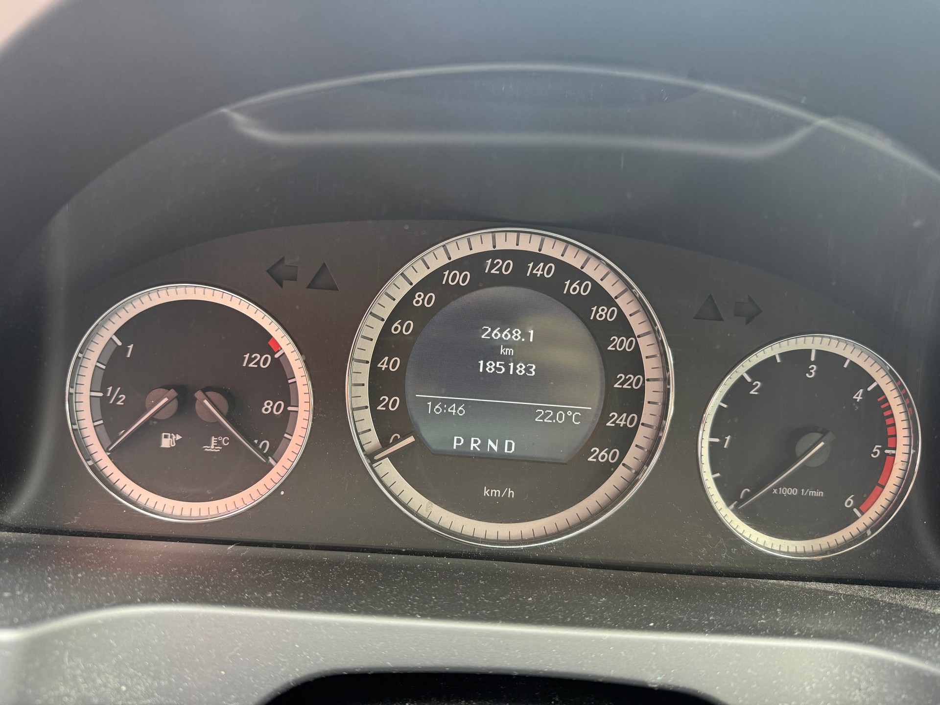 MERCEDES-BENZ C 200 CDI BlueEfficiency Automatic-image-6