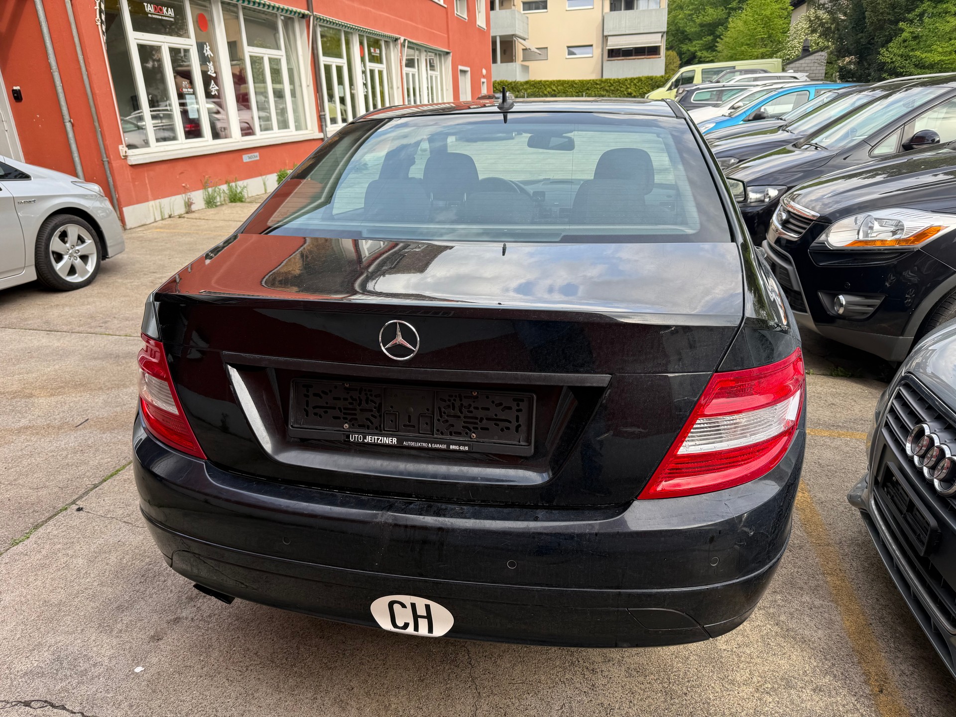 MERCEDES-BENZ C 200 CDI BlueEfficiency Automatic-image-2