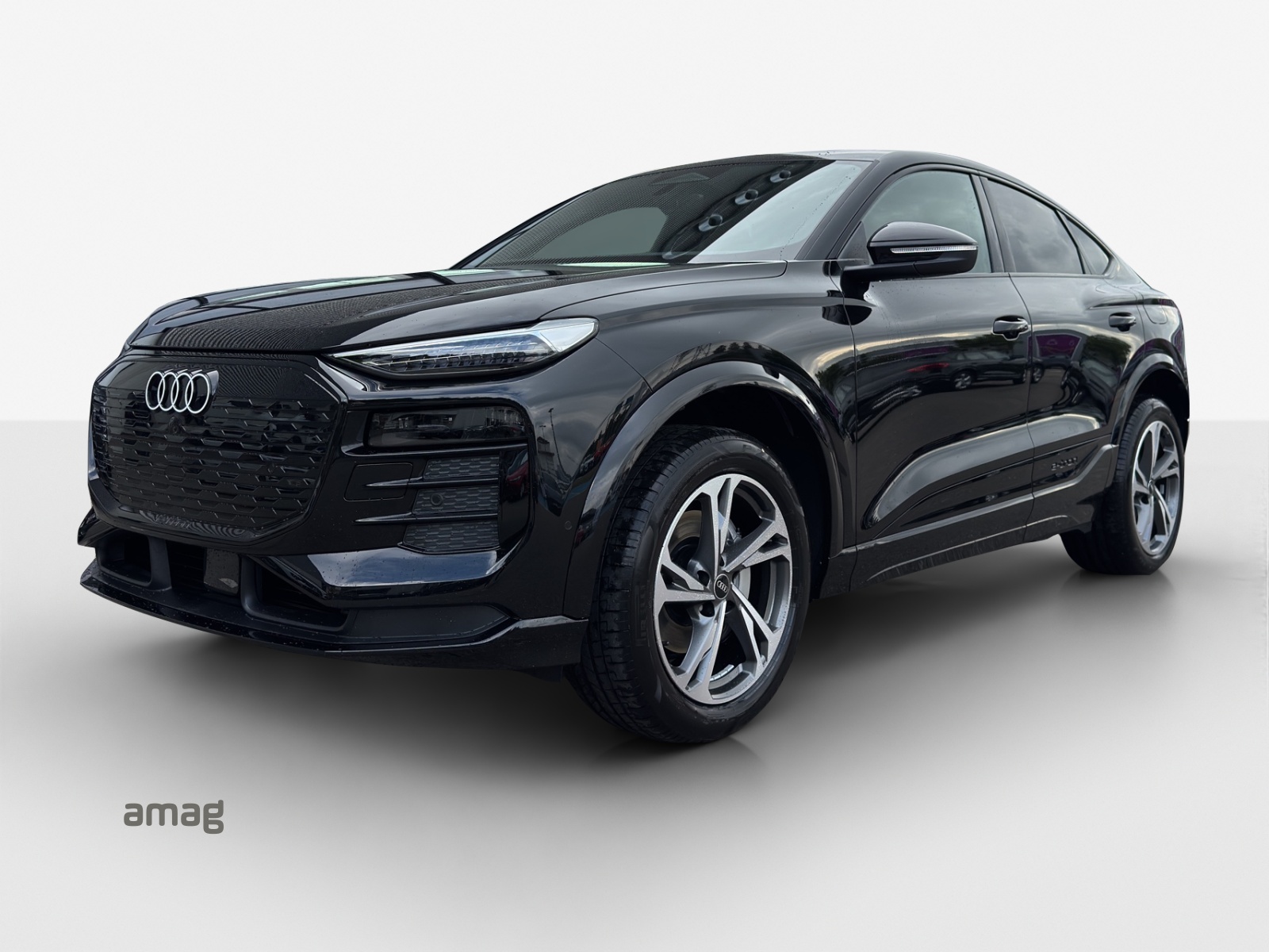 AUDI Q6 Sportback e-tron quattro-image-0