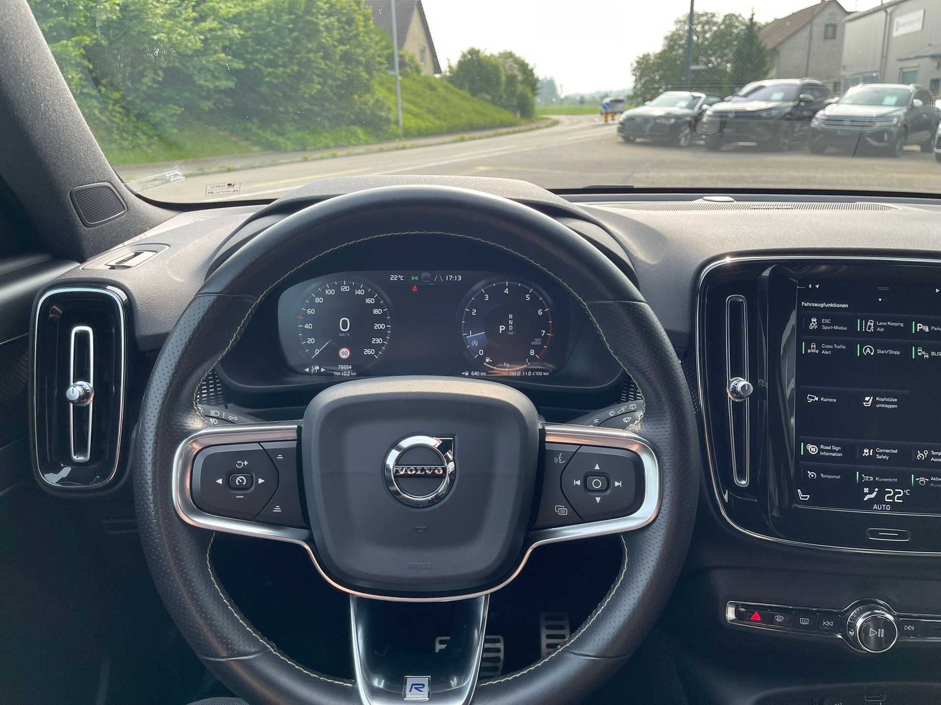 VOLVO XC40 T4 R-Design Geartronic-image-13