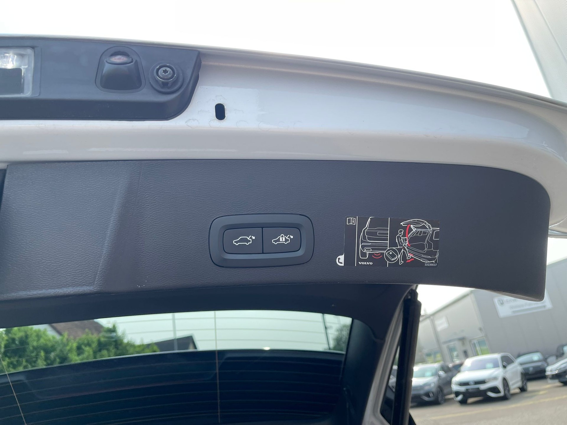 VOLVO XC40 T4 R-Design Geartronic-image-7