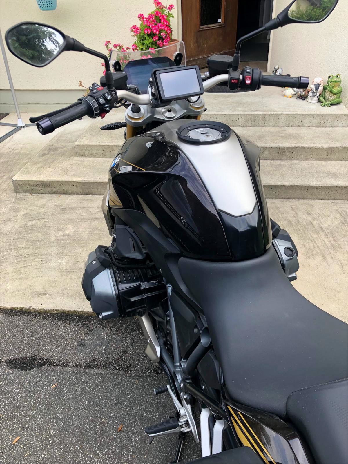 BMW R 1250 R ABS-image-2