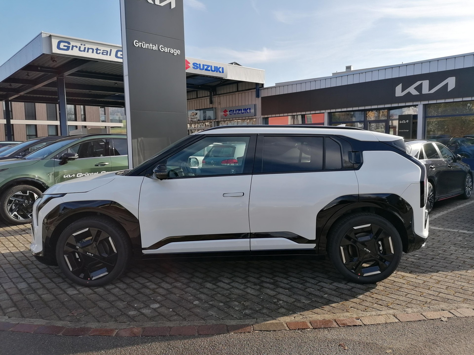 KIA EV3 81 kWh GT-Line-image-1