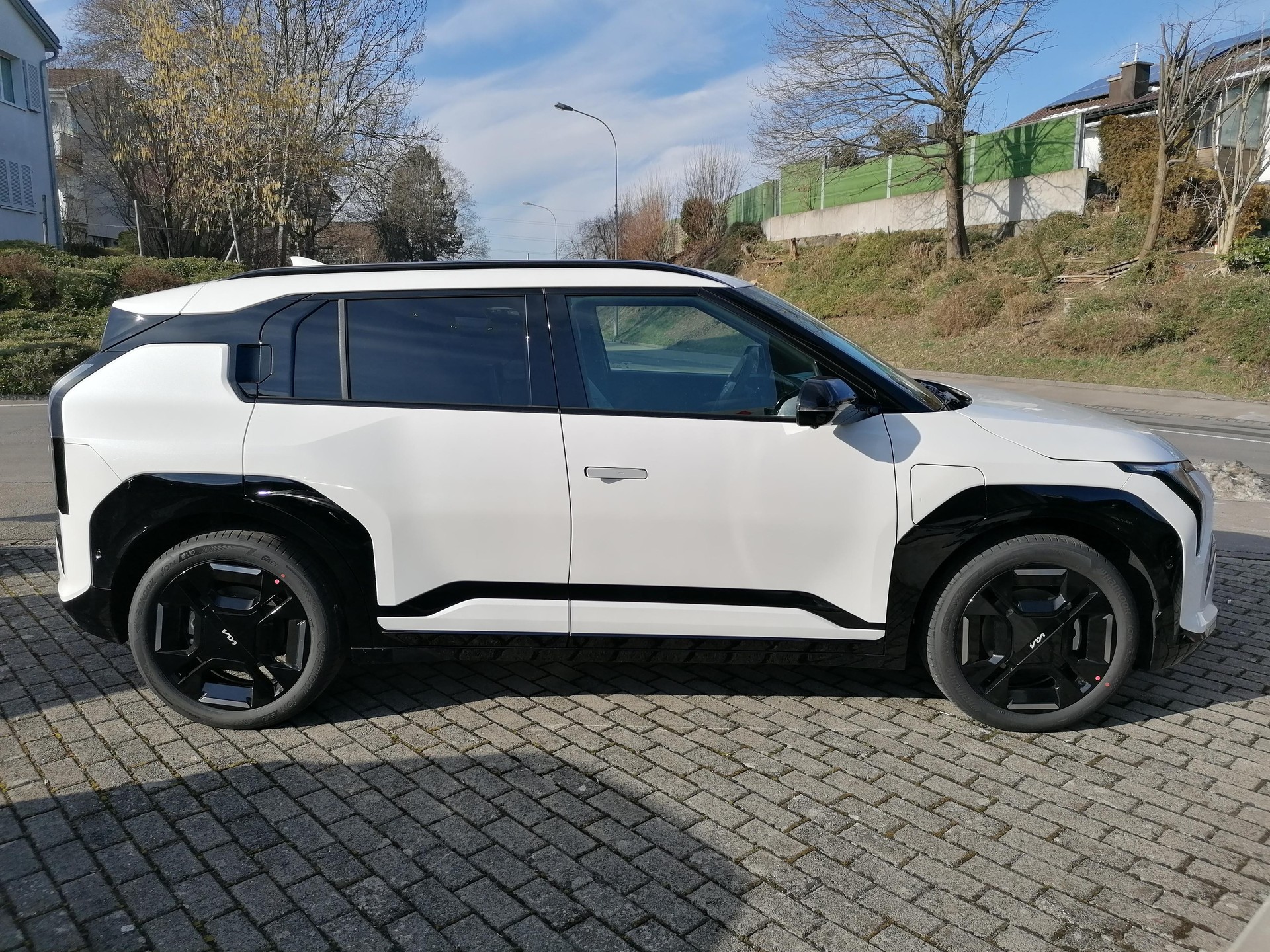 KIA EV3 81 kWh GT-Line-image-2
