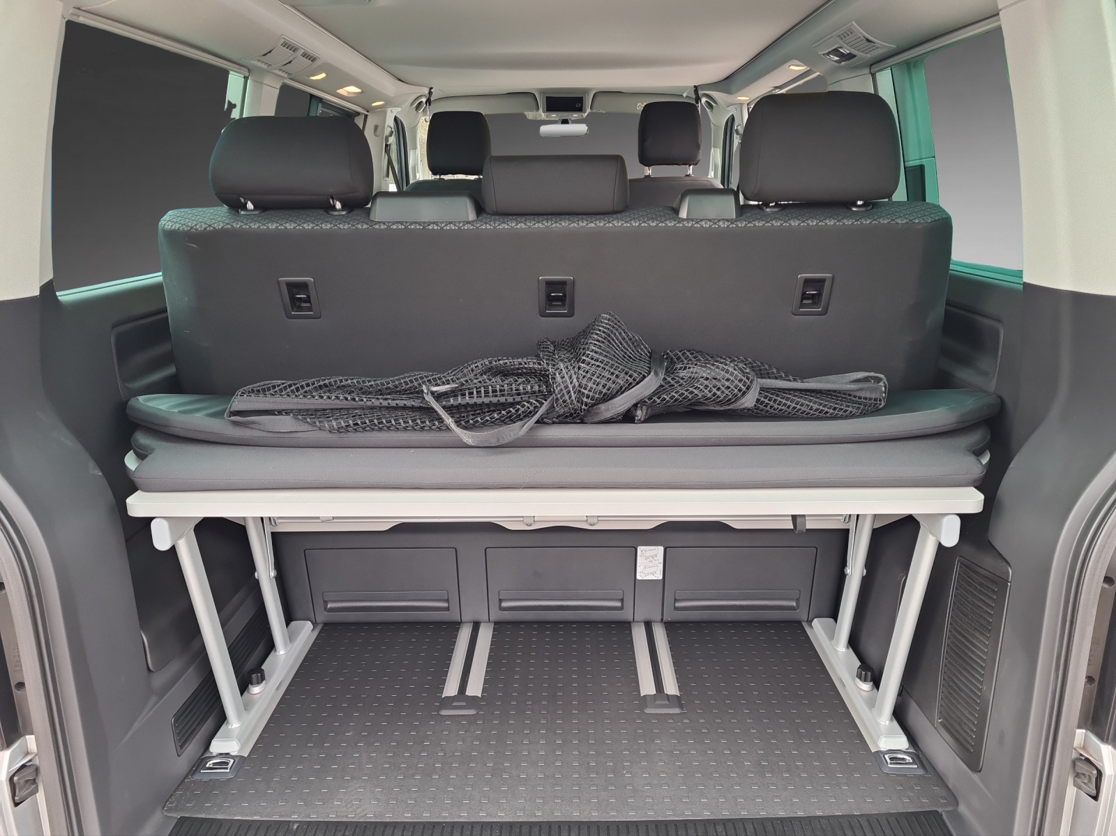 VW T6.1 California 2.0 TDI Beach Liberty Spirit DSG-image-9