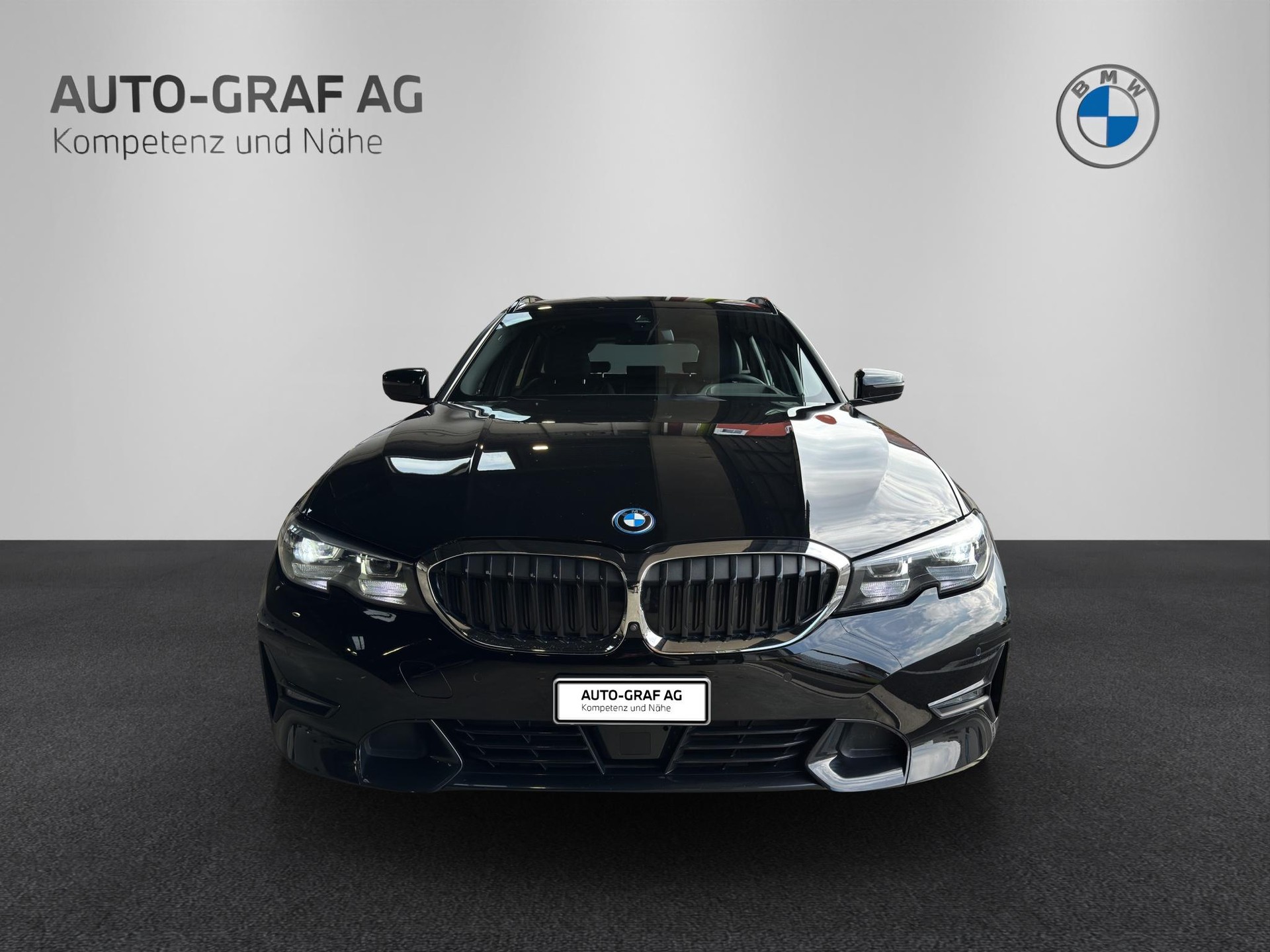 BMW 320e Touring Sport Line Steptronic-image-7