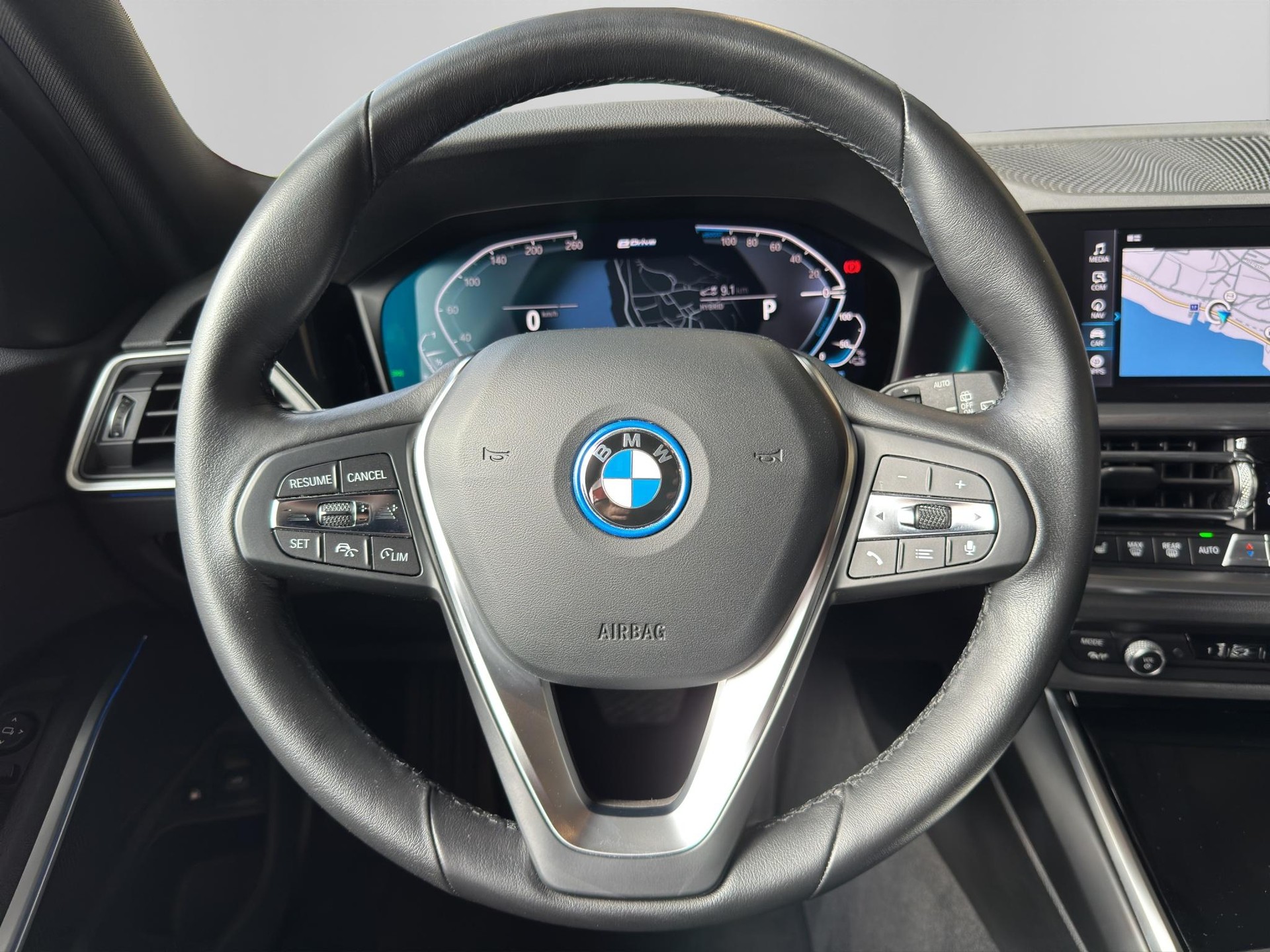 BMW 320e Touring Sport Line Steptronic-image-17