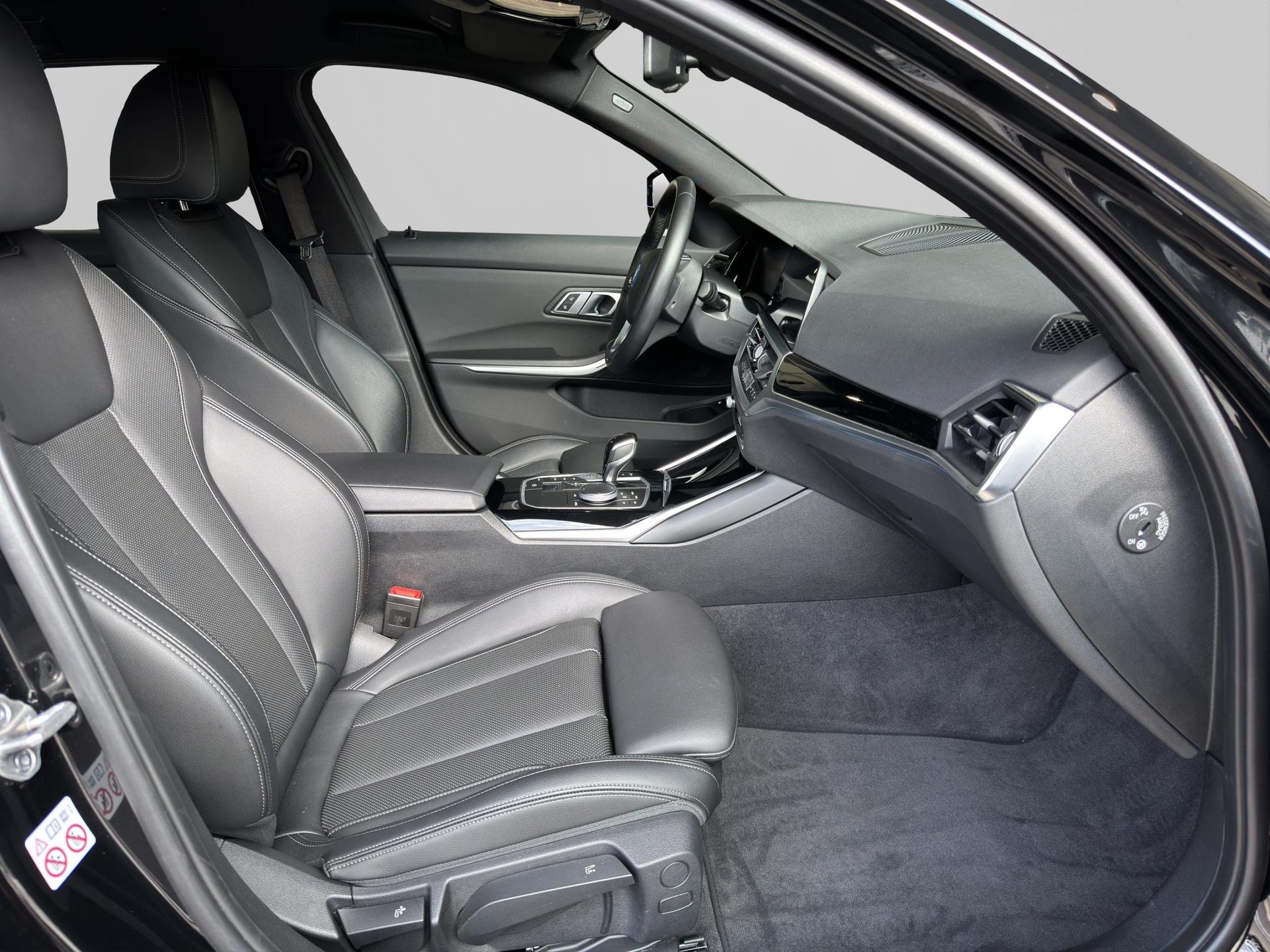 BMW 320e Touring Sport Line Steptronic-image-20