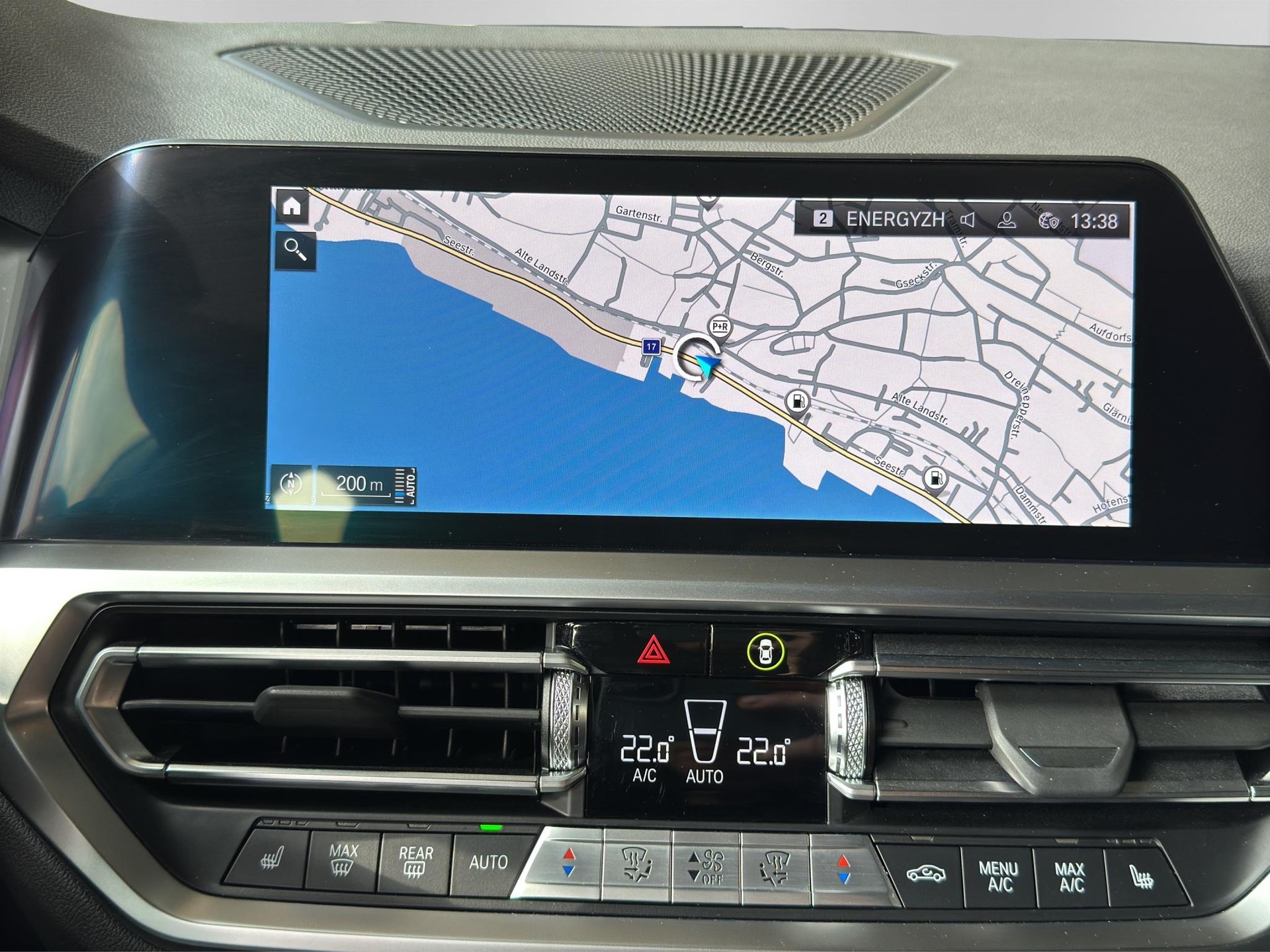 BMW 320e Touring Sport Line Steptronic-image-18