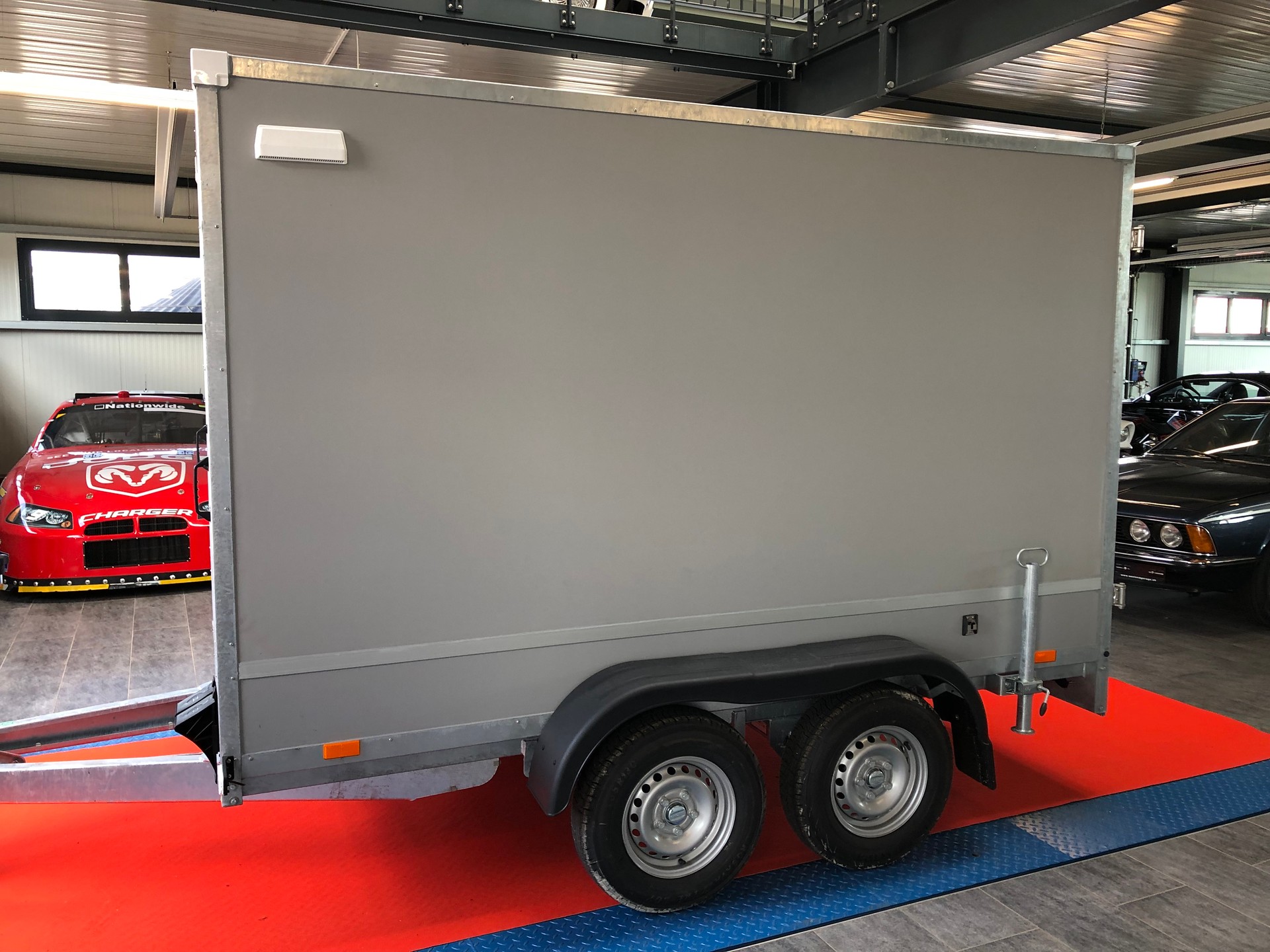 TOMPLAN T3500T 2000 Flügel+Servicetüre-showroom-element-1