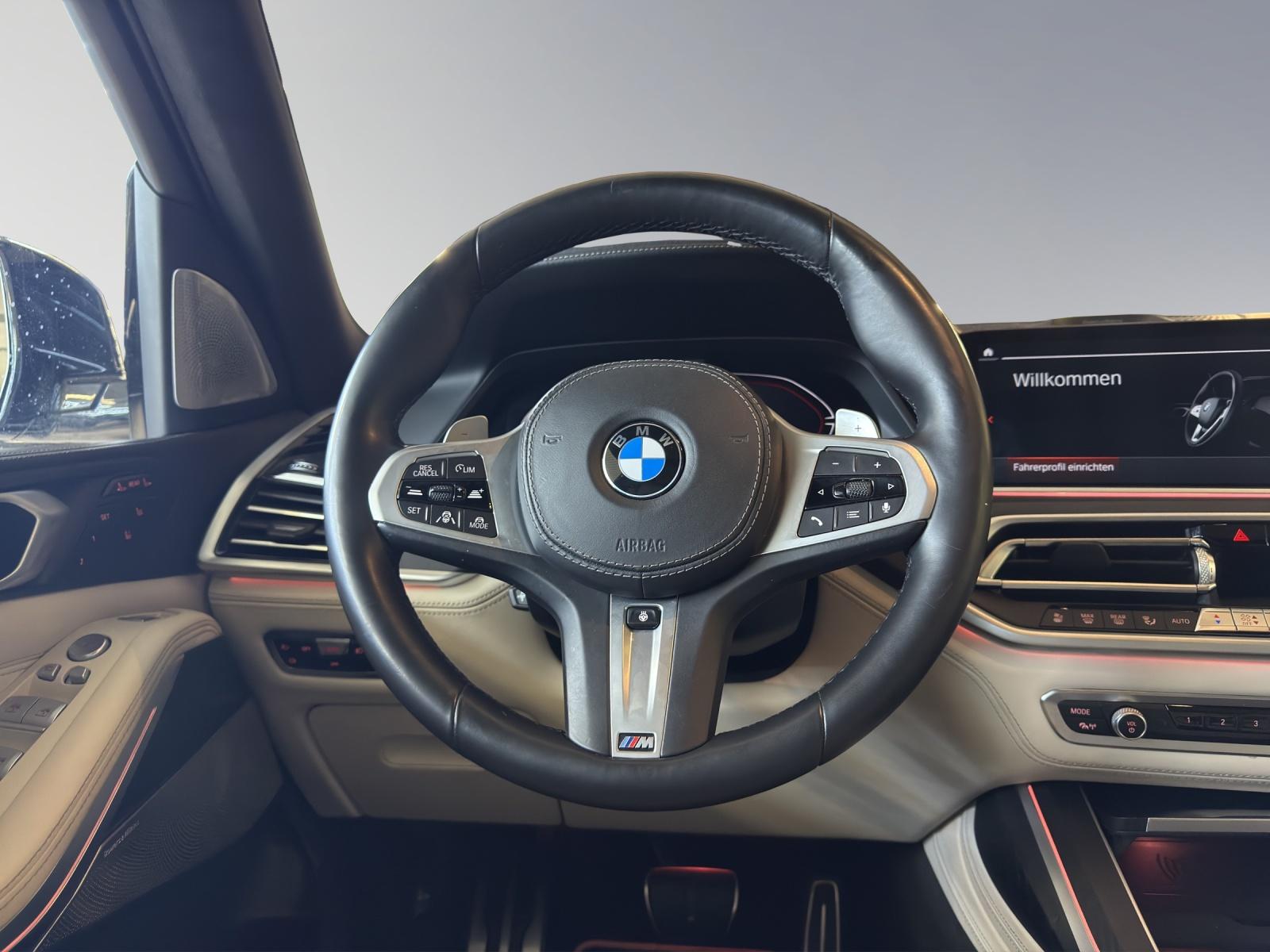 BMW X7 M50i-image-9